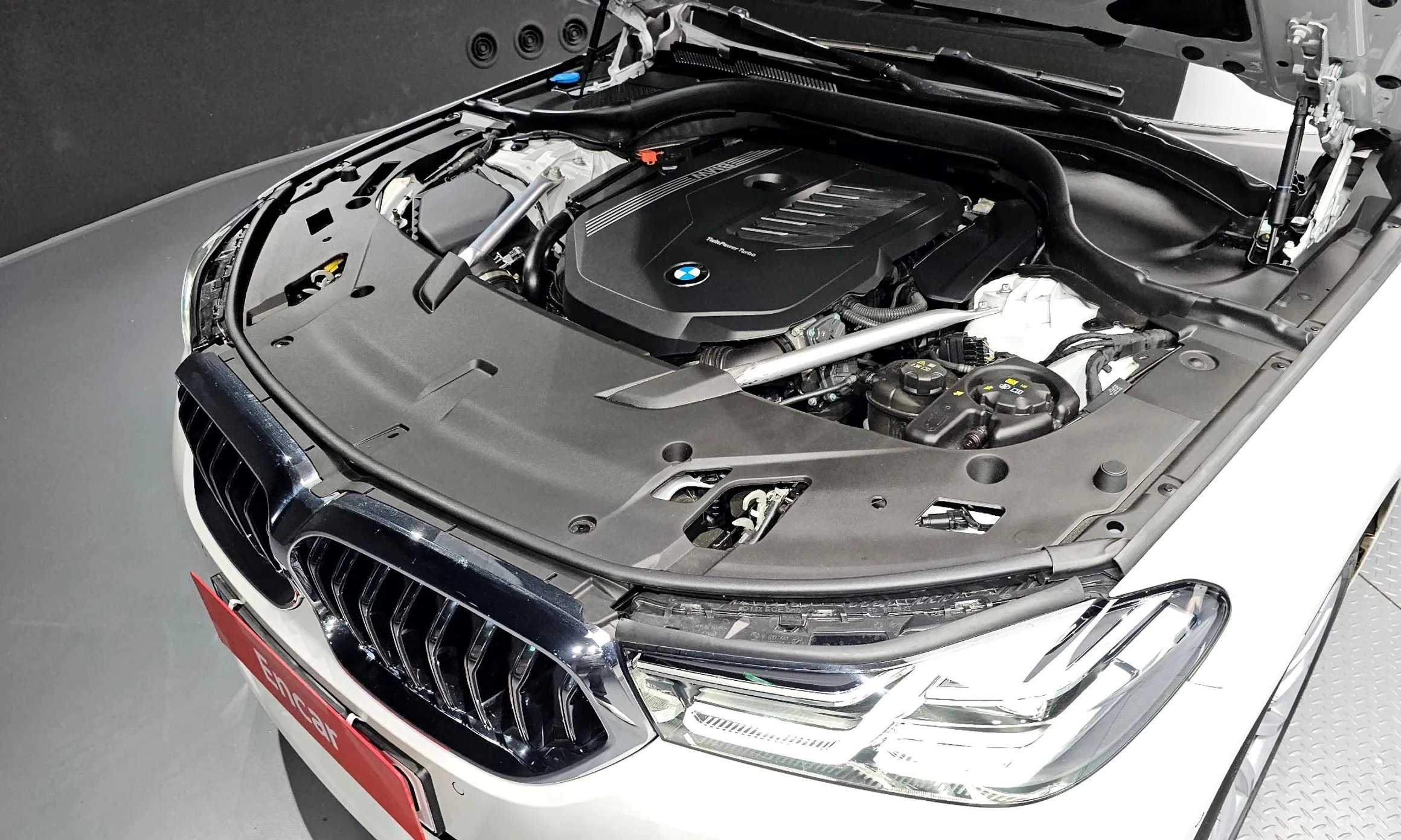 BMW 6-Series GT (G32) превью 6