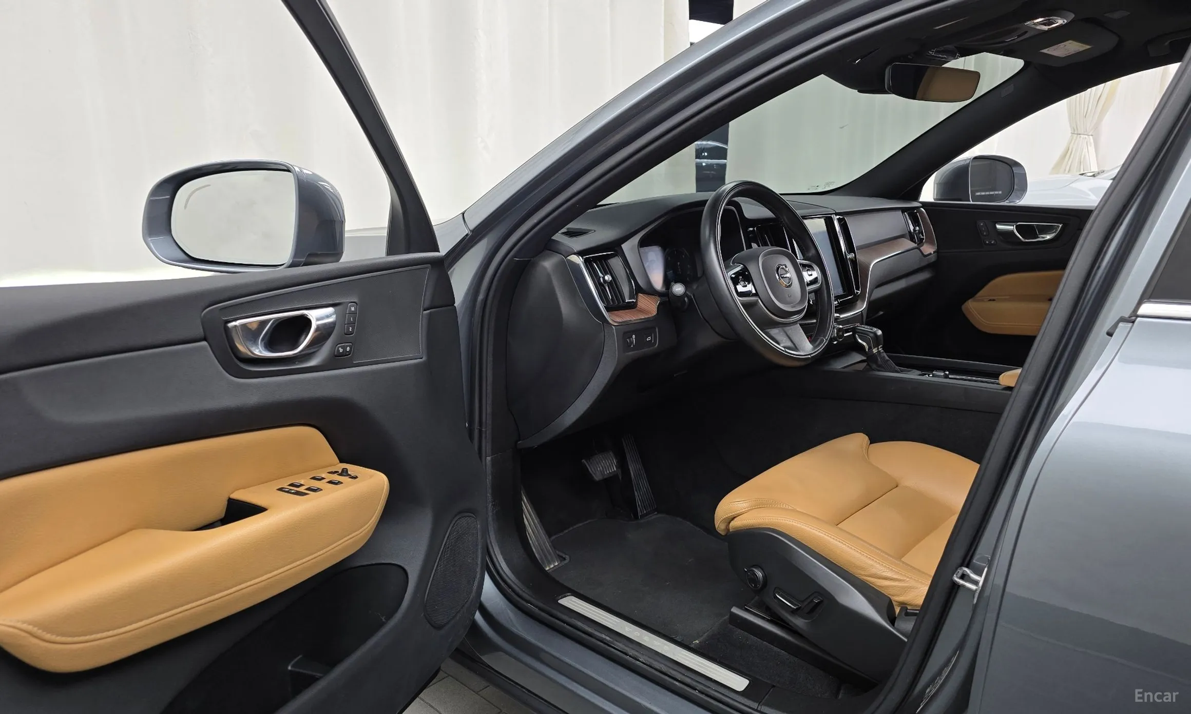 Volvo XC60 Gen 2 превью 10
