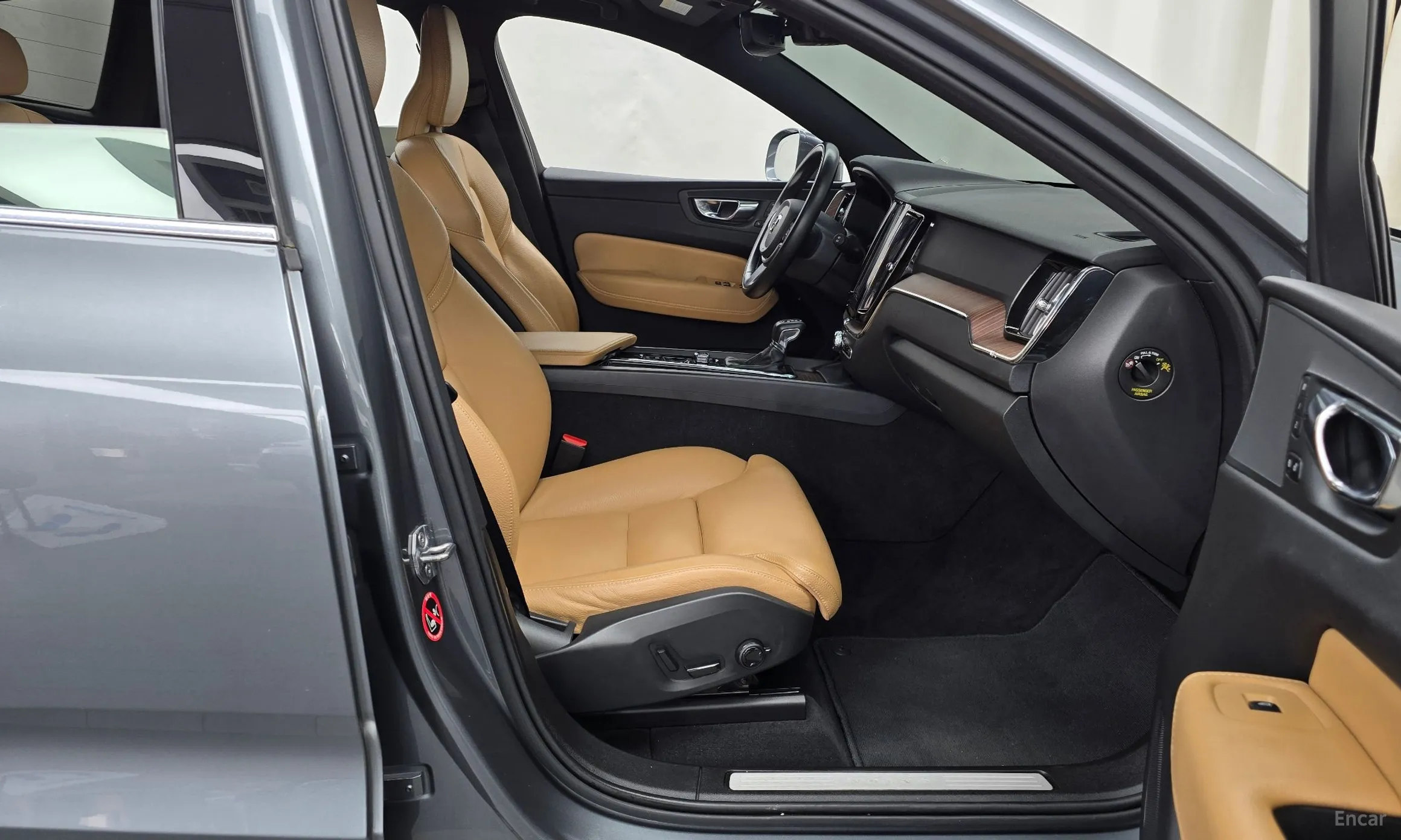 Volvo XC60 Gen 2 превью 11