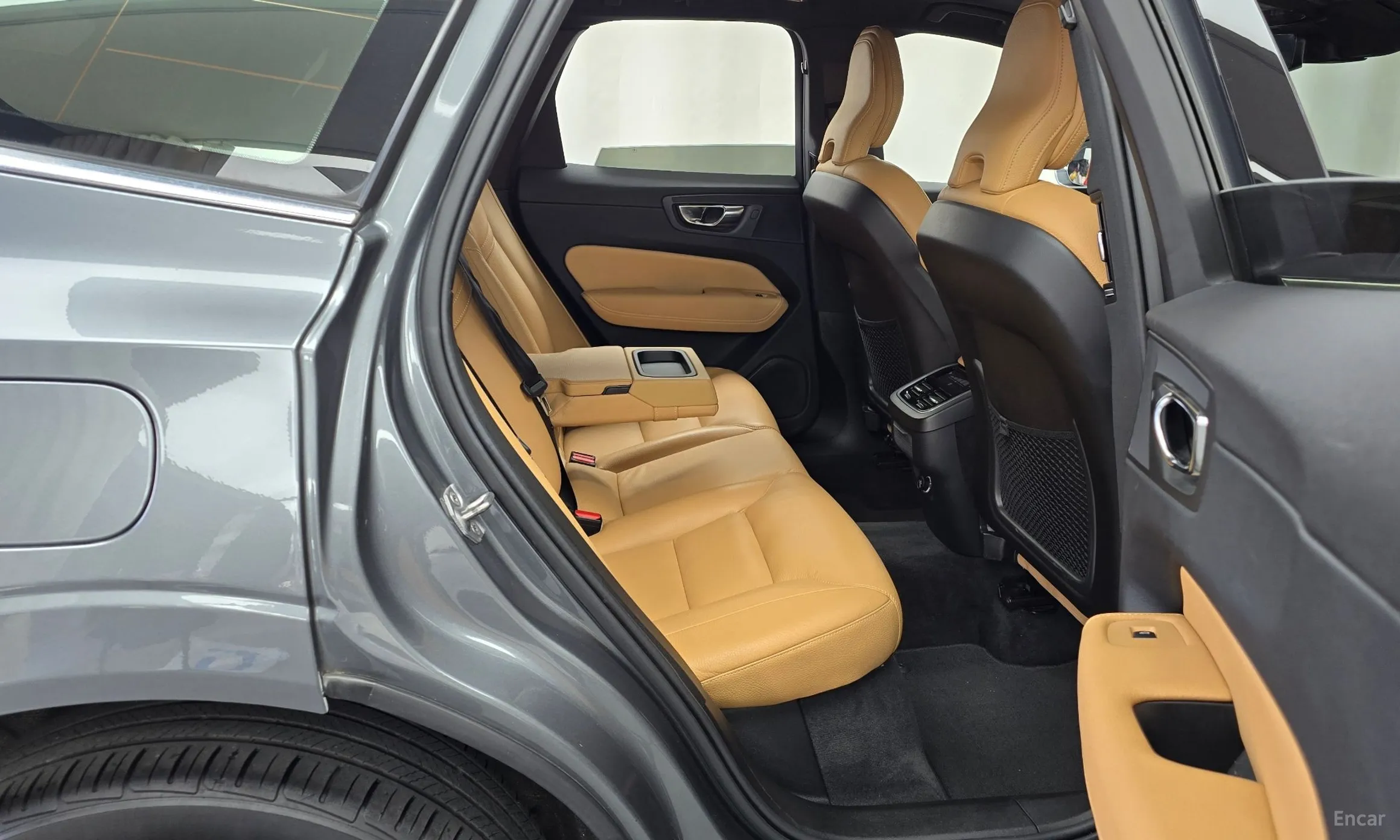 Volvo XC60 Gen 2 превью 12