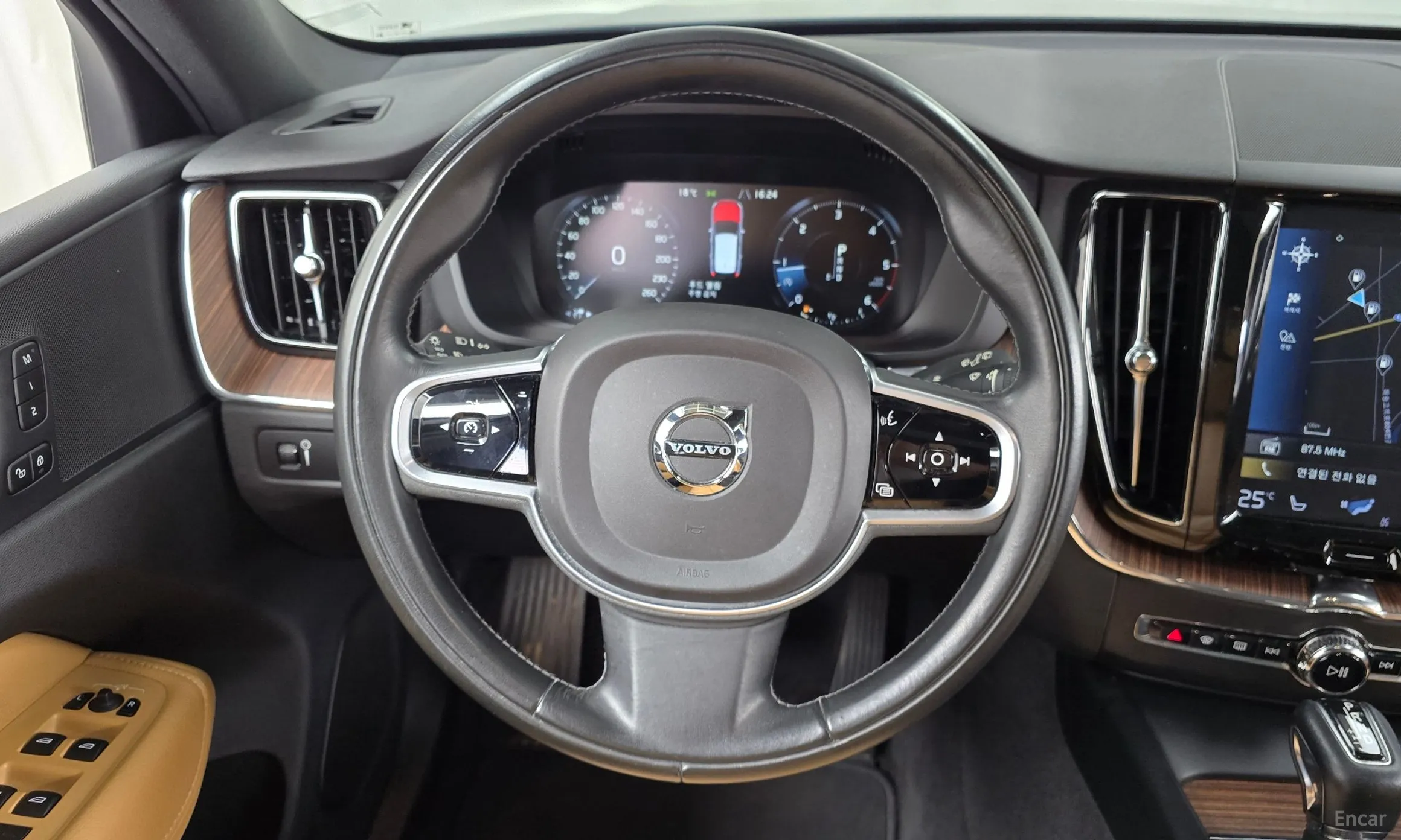 Volvo XC60 Gen 2 превью 13