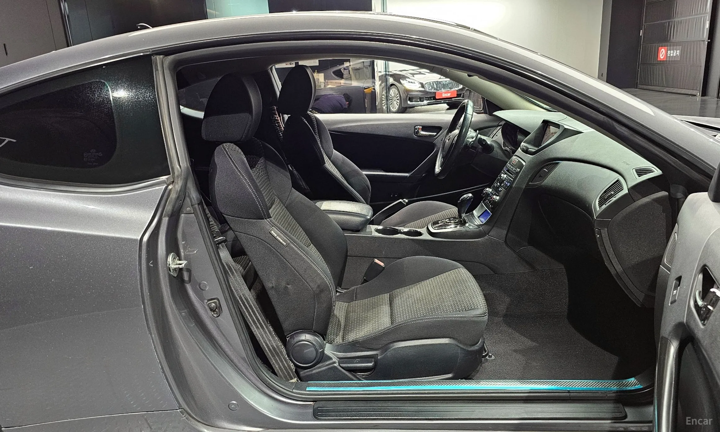 Hyundai Genesis Coupe превью 10