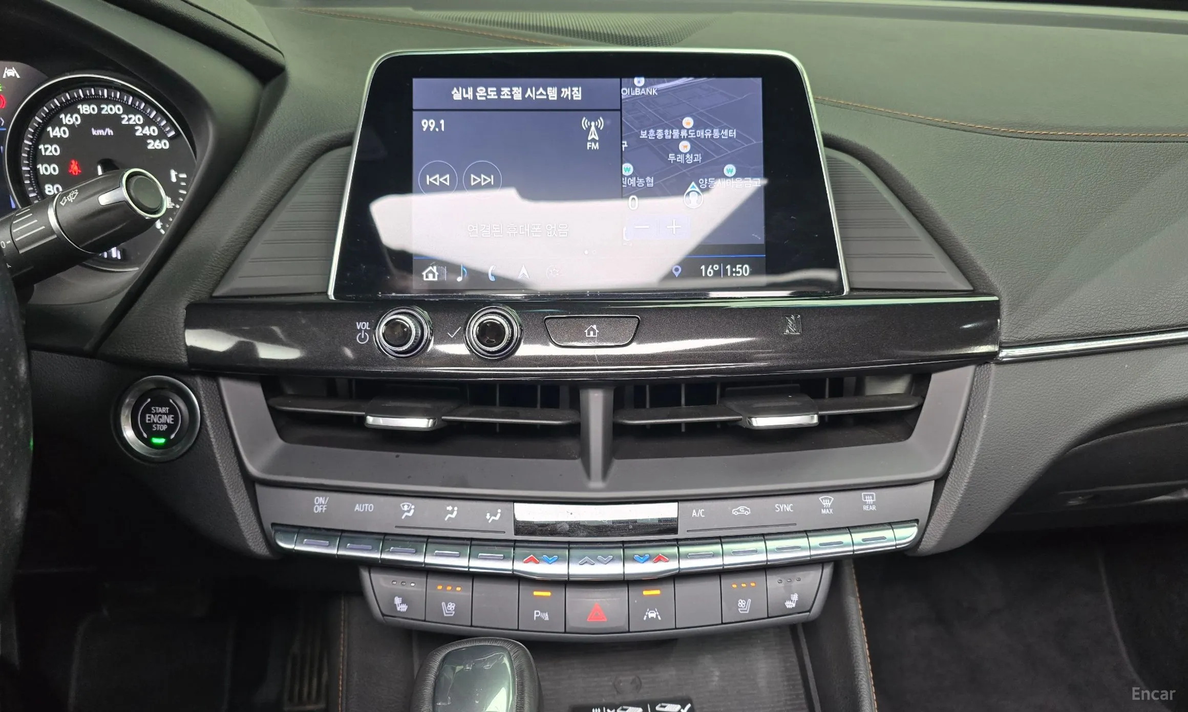 Cadillac CT4 превью 14