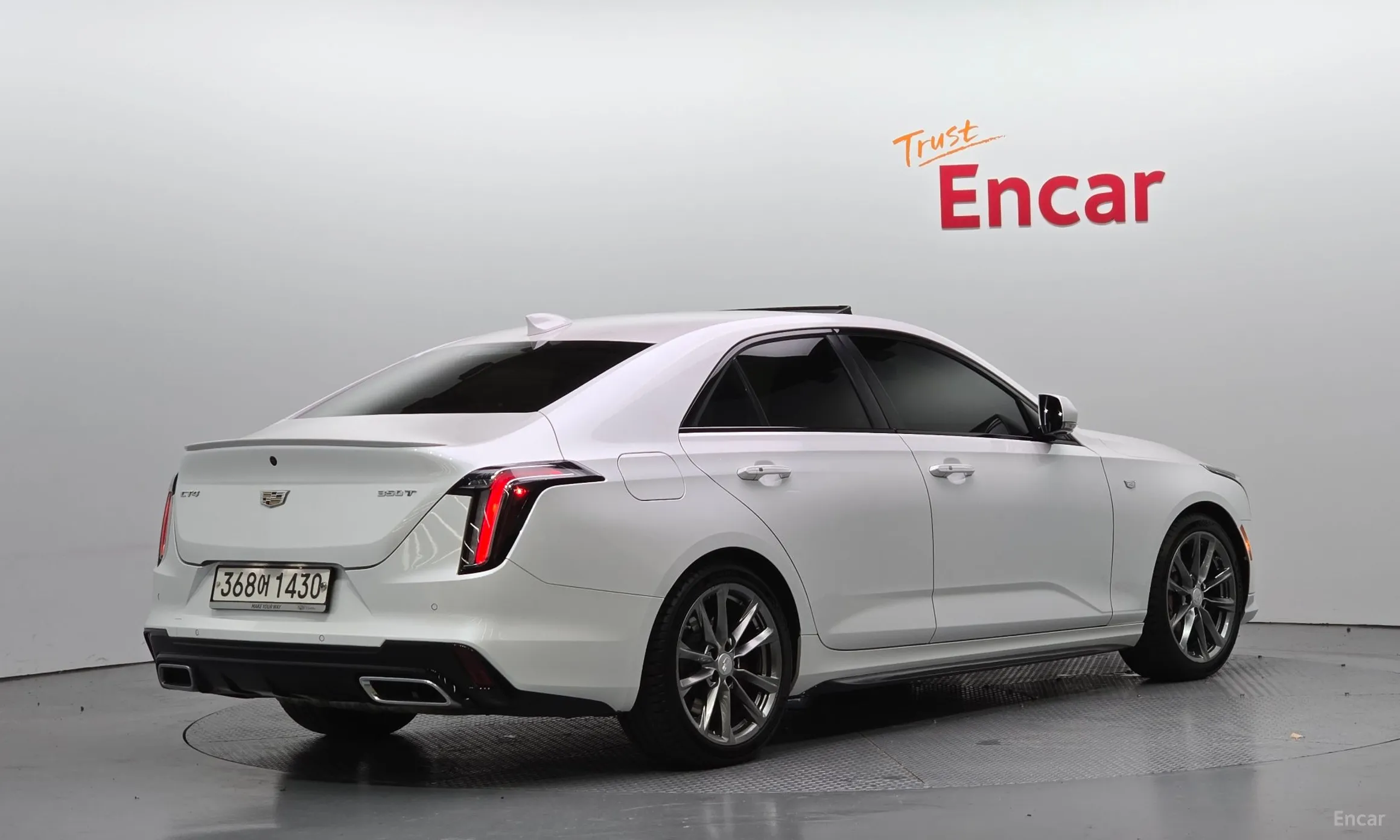 Cadillac CT4