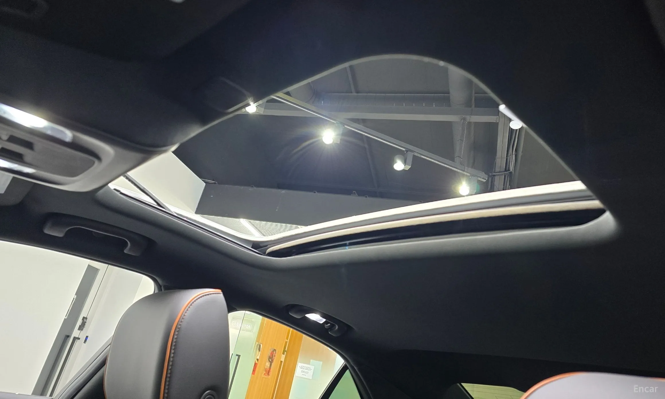 Cadillac CT4 превью 17