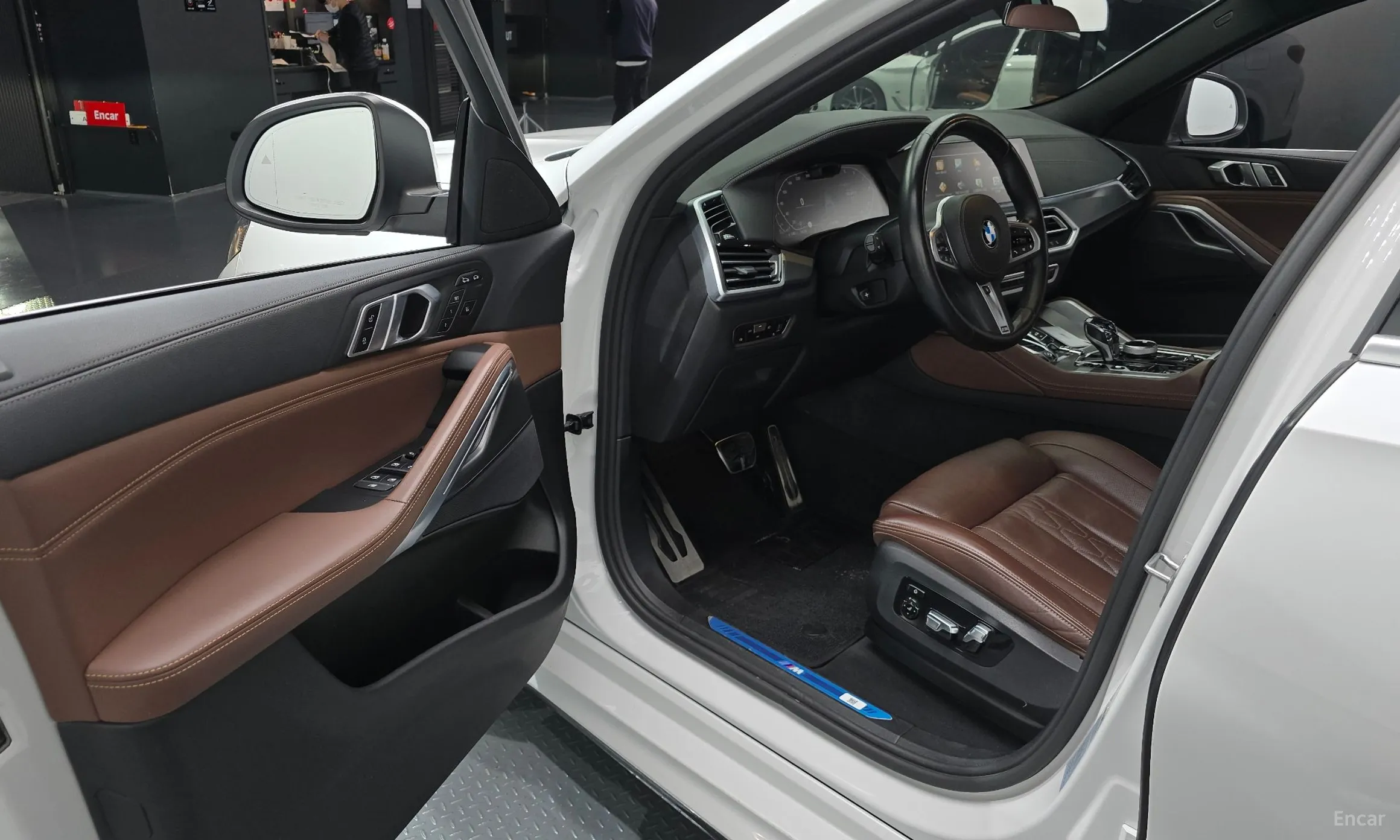 BMW X6 (G06) превью 11