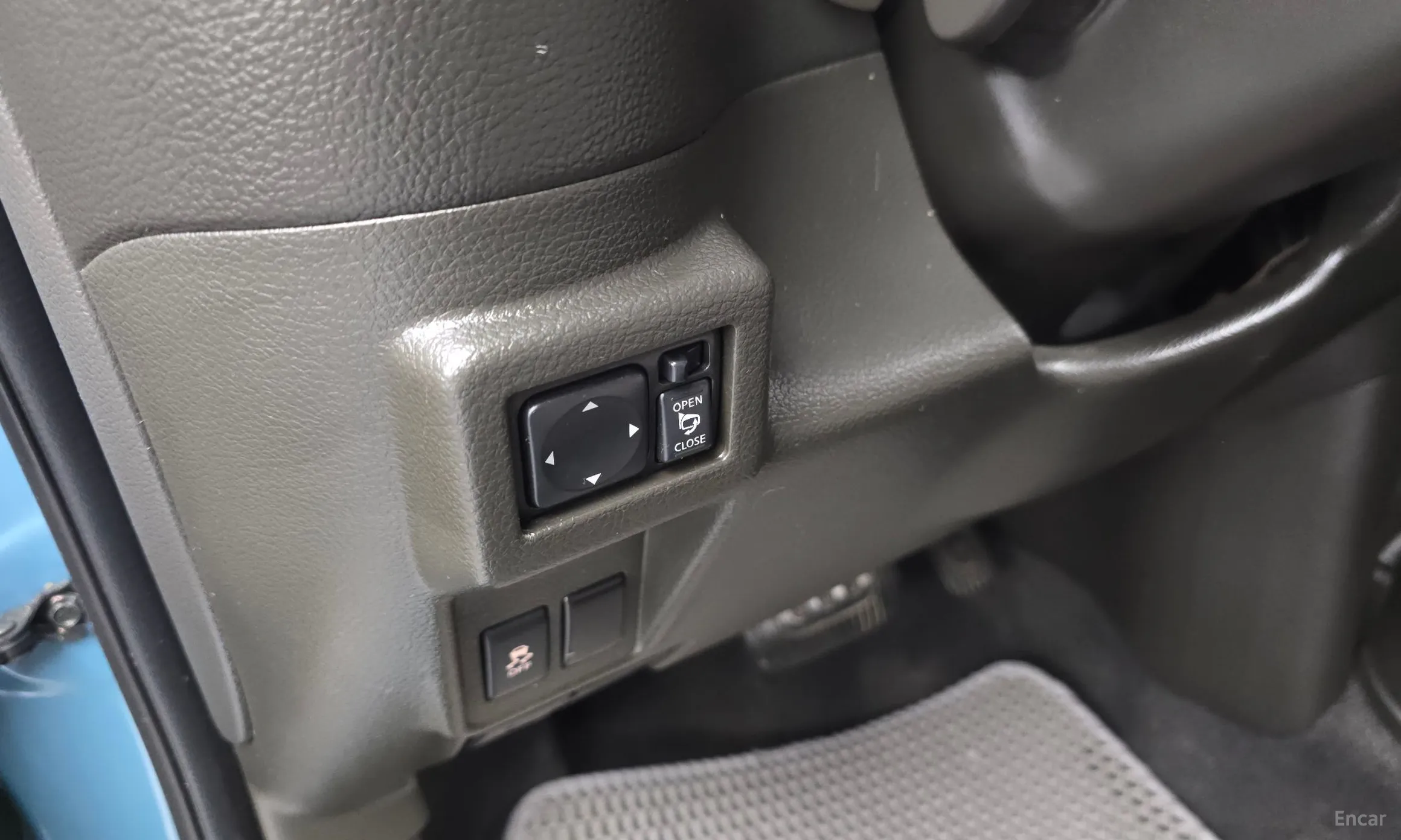 Nissan Cube превью 15