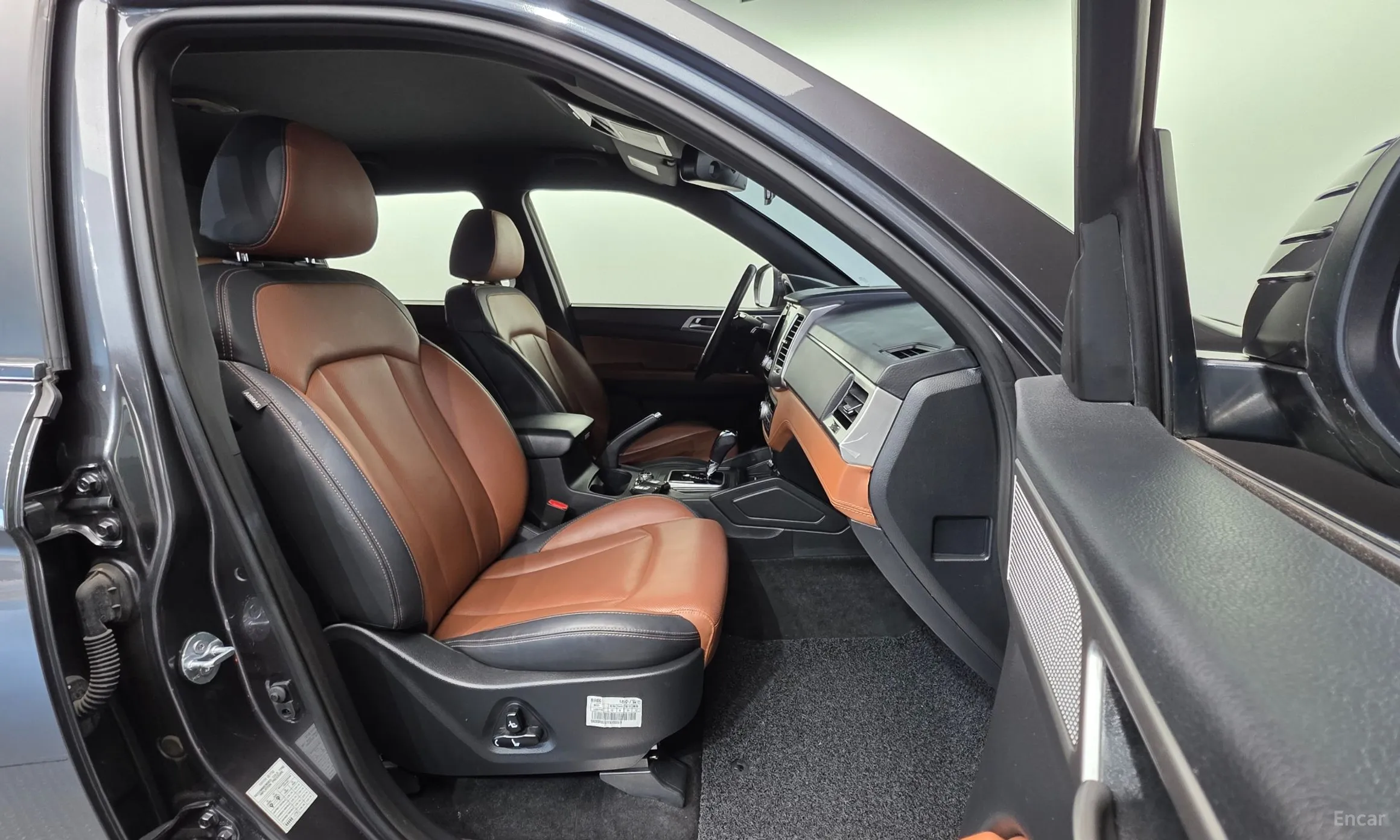 KG Mobility (SsangYong) Rexton Sports превью 10