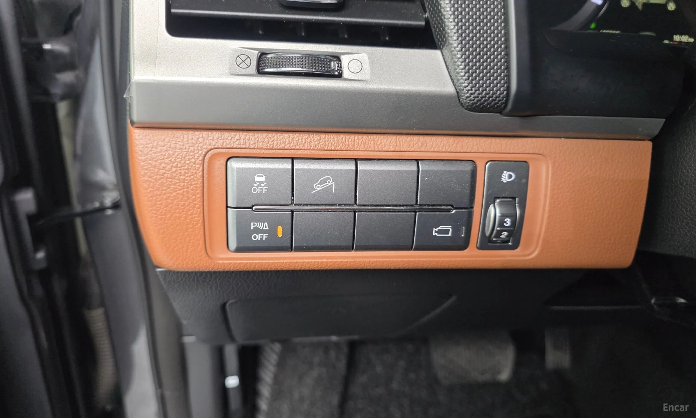 KG Mobility (SsangYong) Rexton Sports превью 12