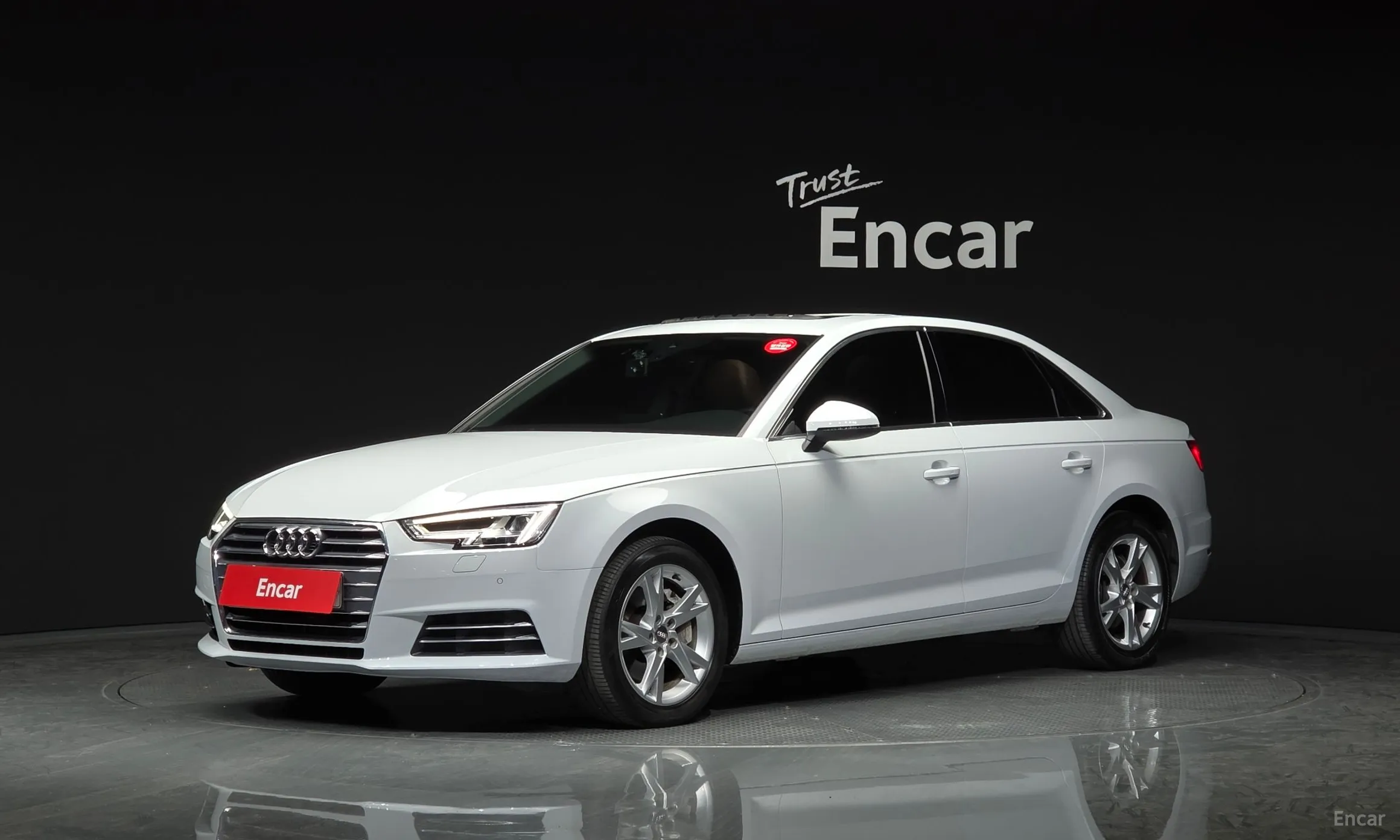Audi A4 (B9)