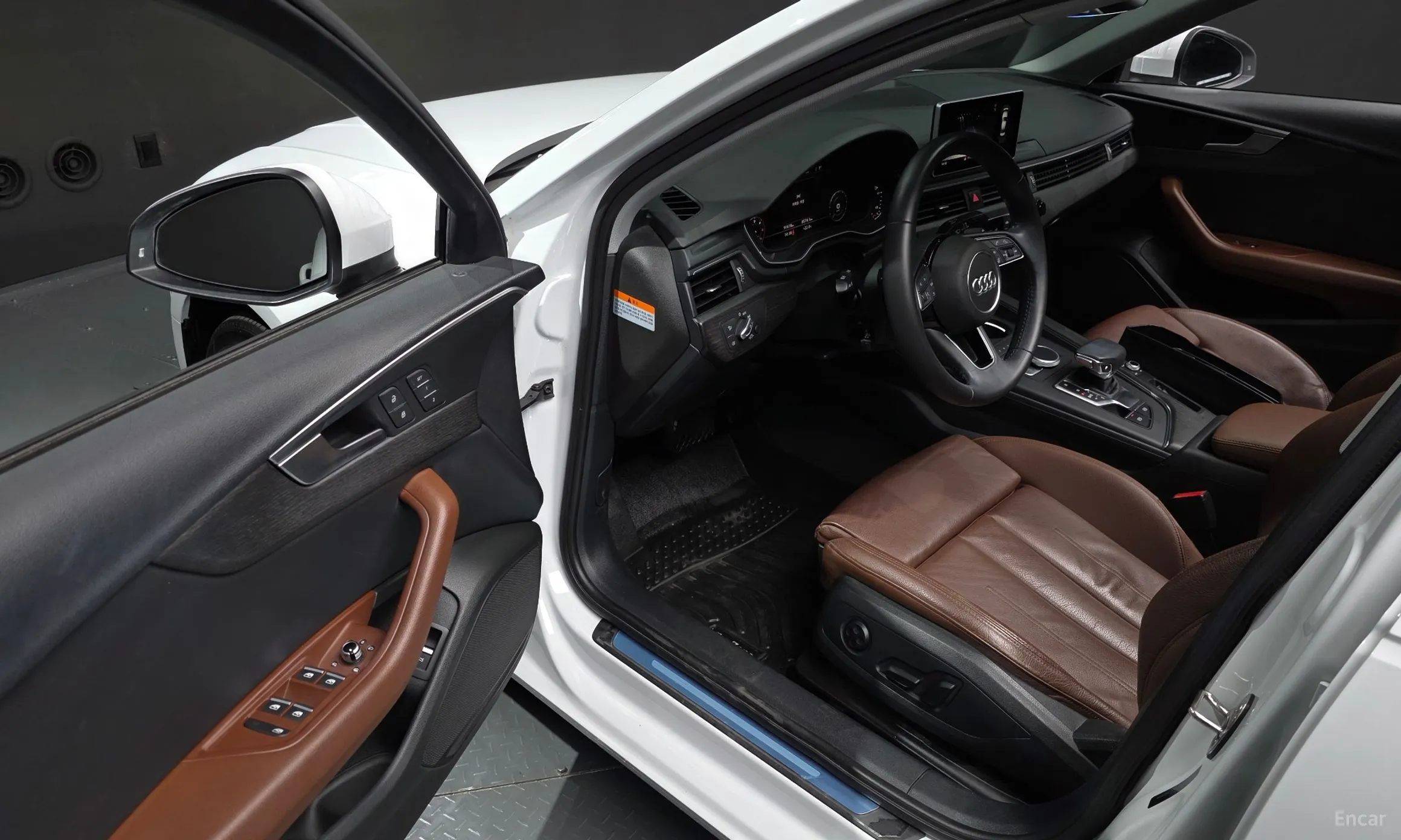 Audi A4 (B9) превью 11