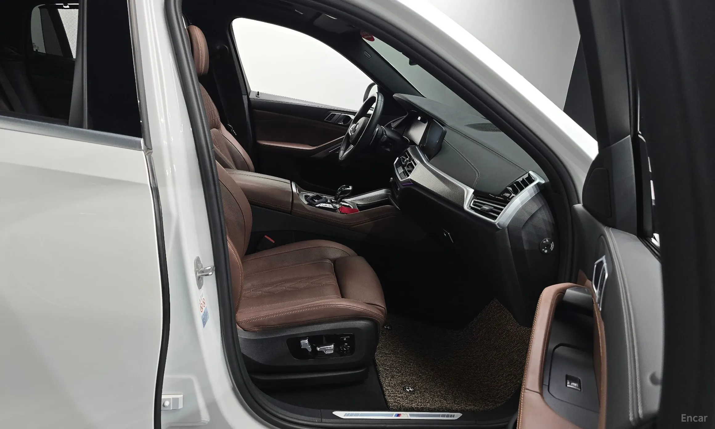 BMW X6 (G06) превью 11