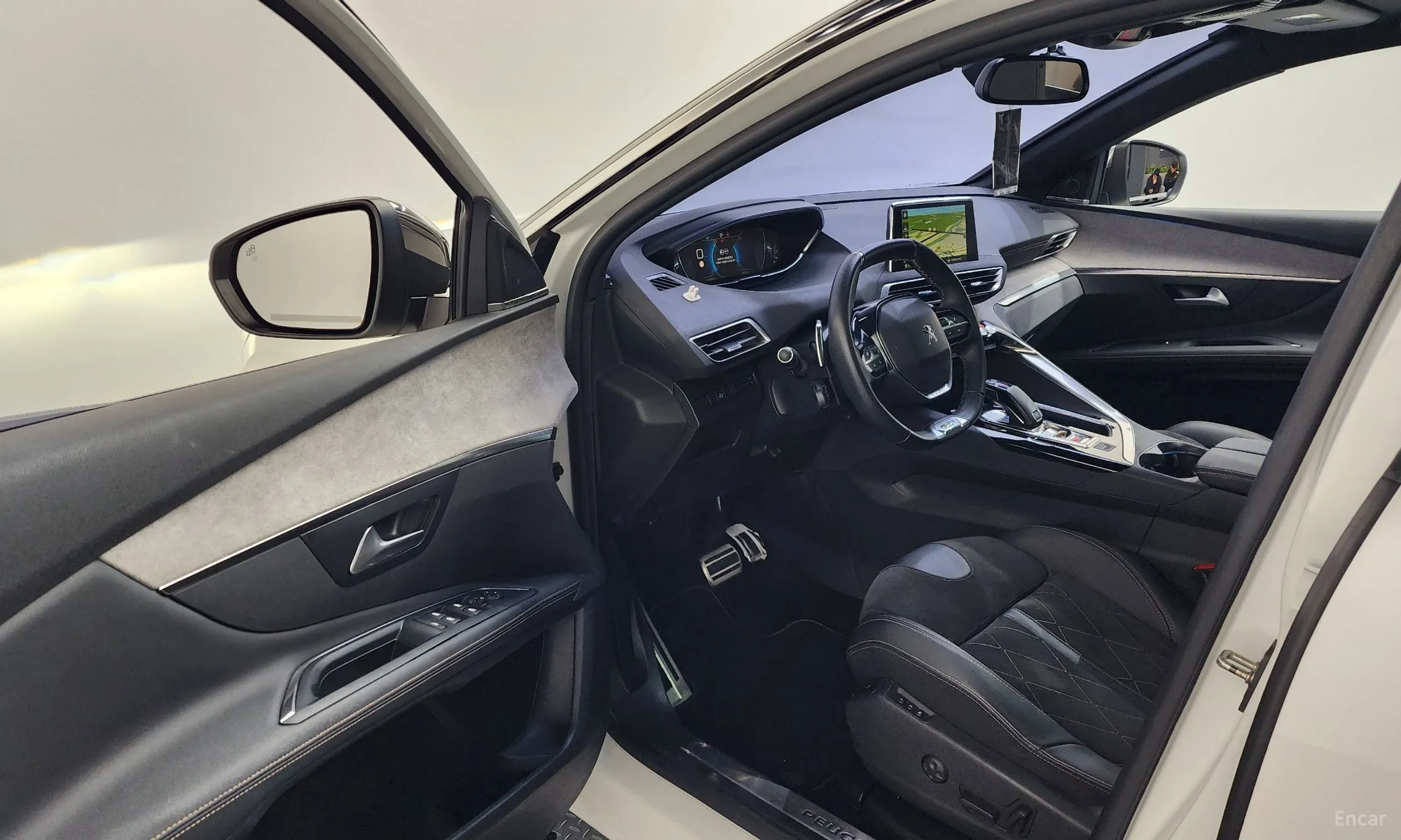 Peugeot 3008 2nd generation превью 10