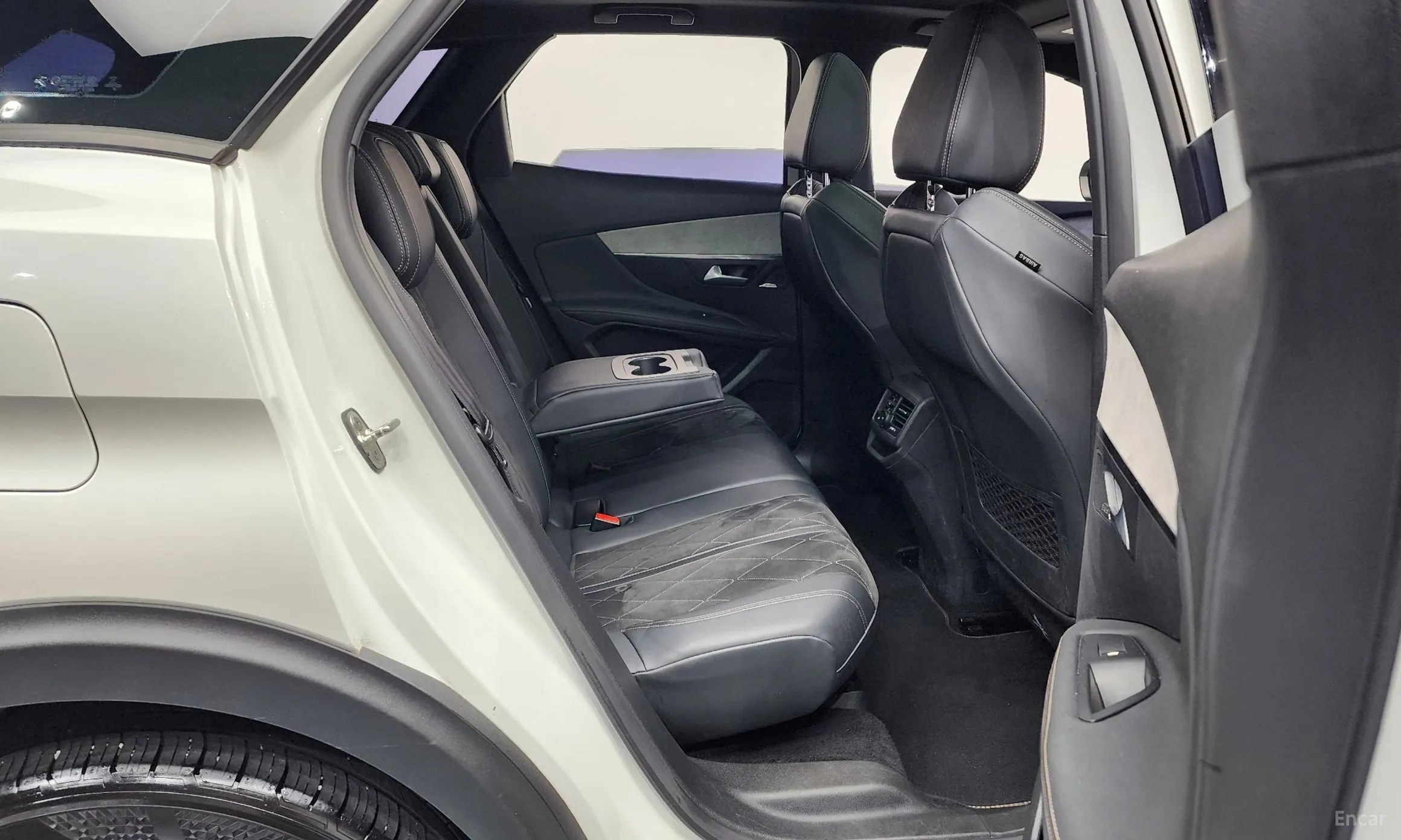 Peugeot 3008 2nd generation превью 12