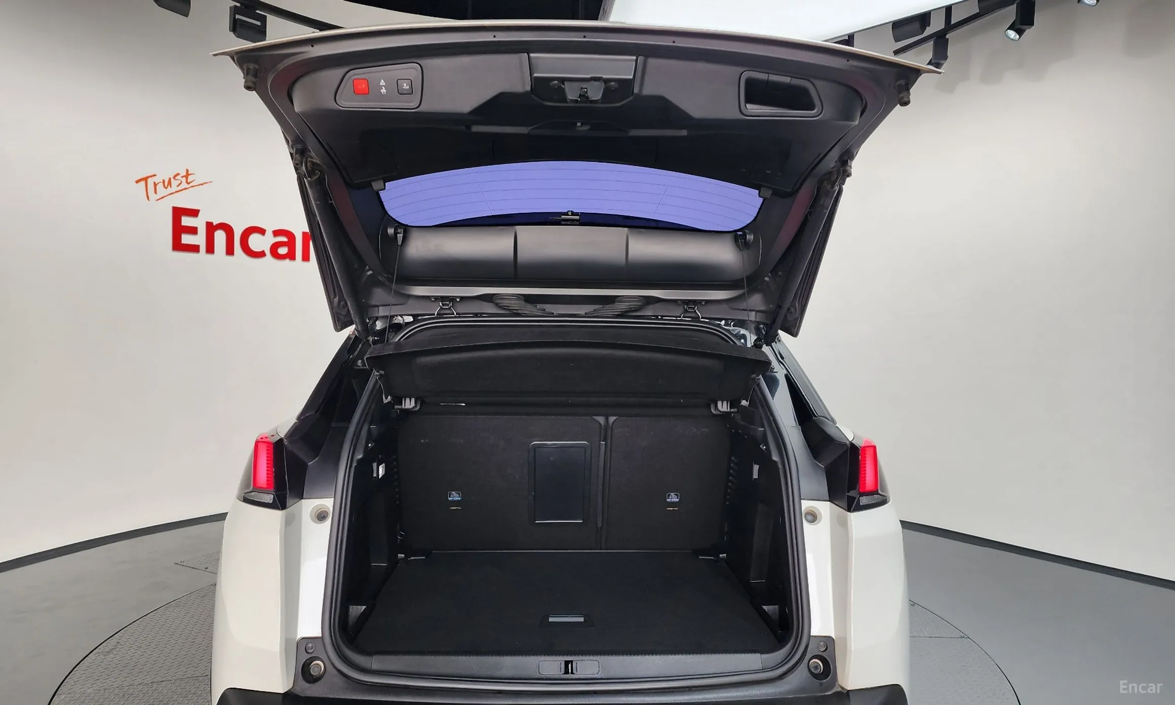 Peugeot 3008 2nd generation превью 20