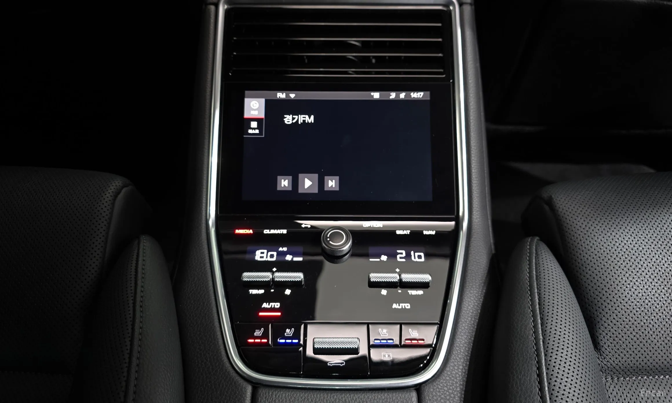 Porsche Panamera (971) превью 19