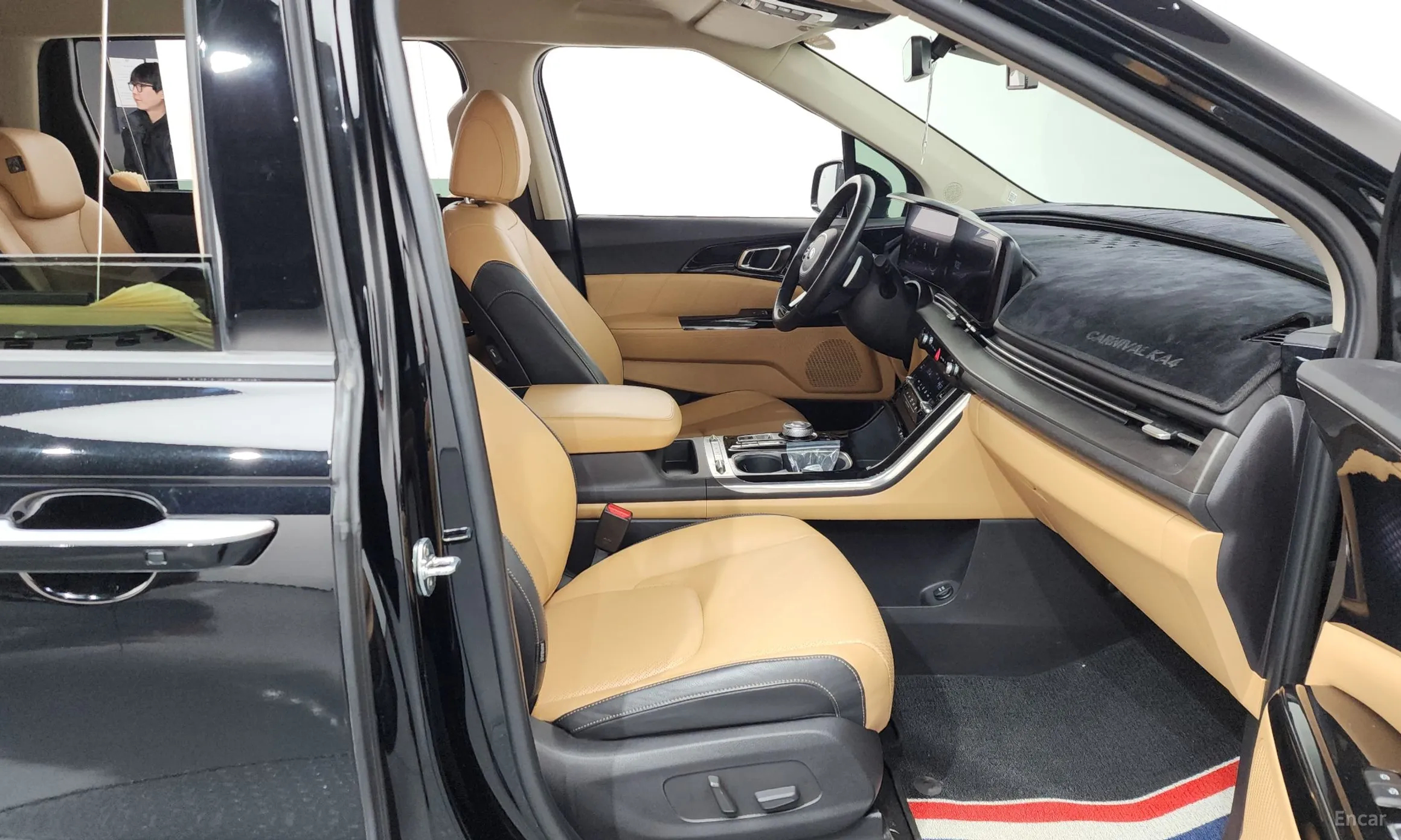 Kia Carnival Gen 4 превью 11