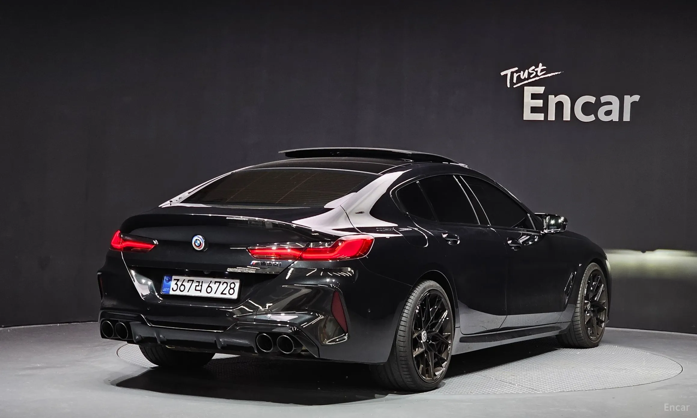 BMW 8-series (G15)