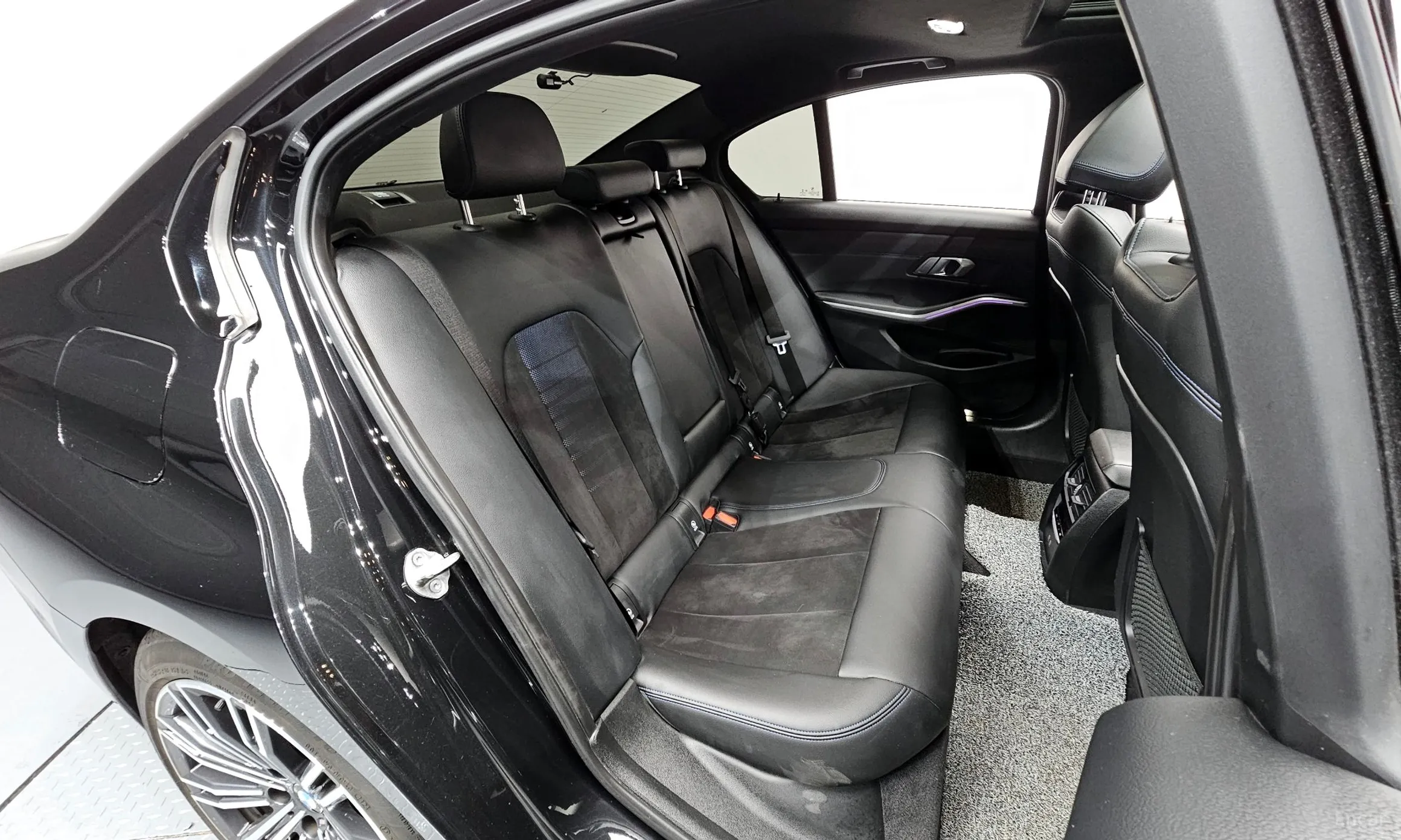 BMW 3 Series (G20) превью 11