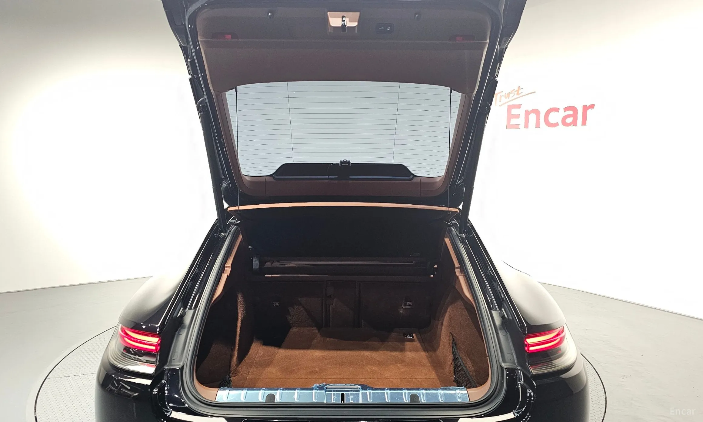 Porsche Panamera (971) превью 20