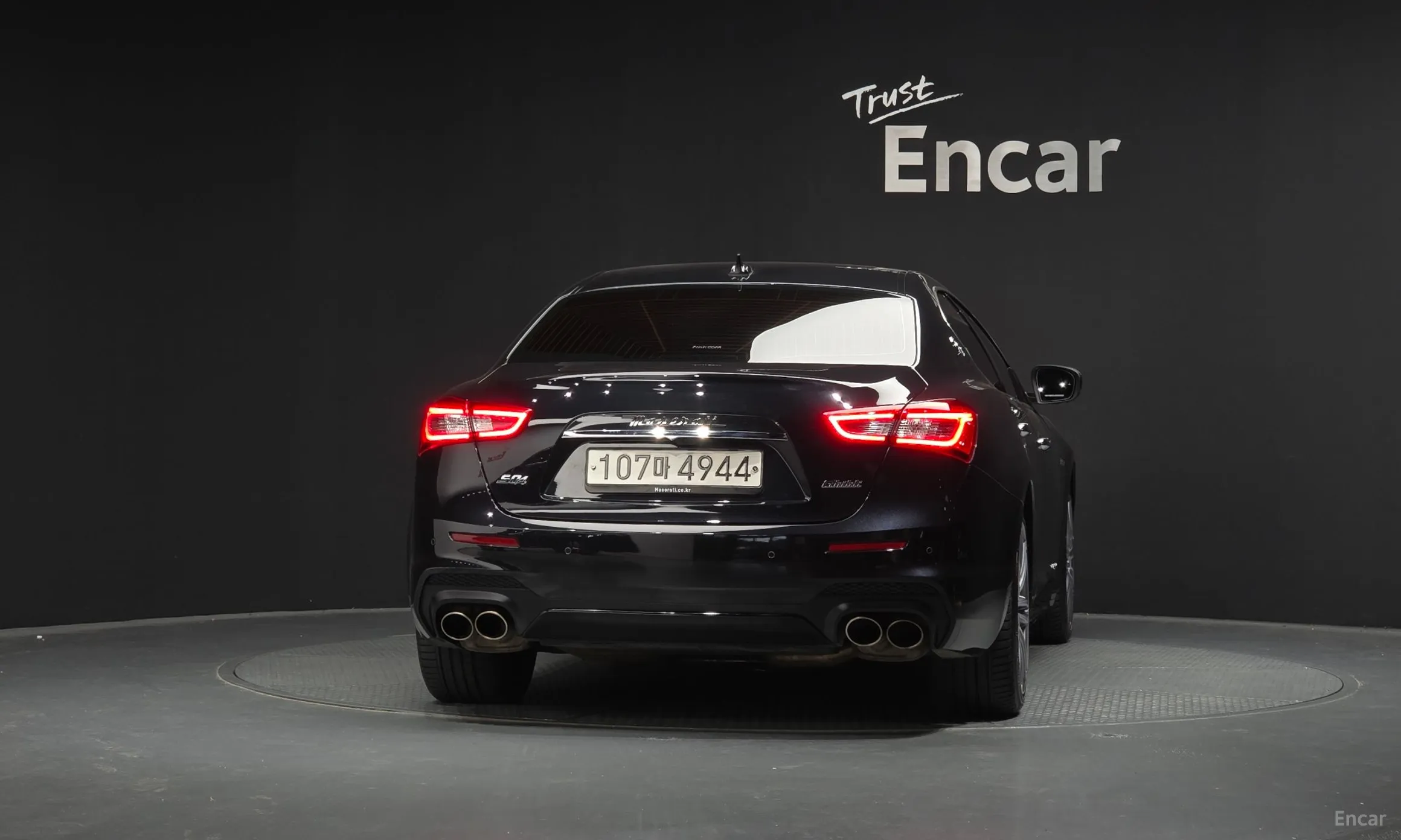 Maserati Ghibli превью 4