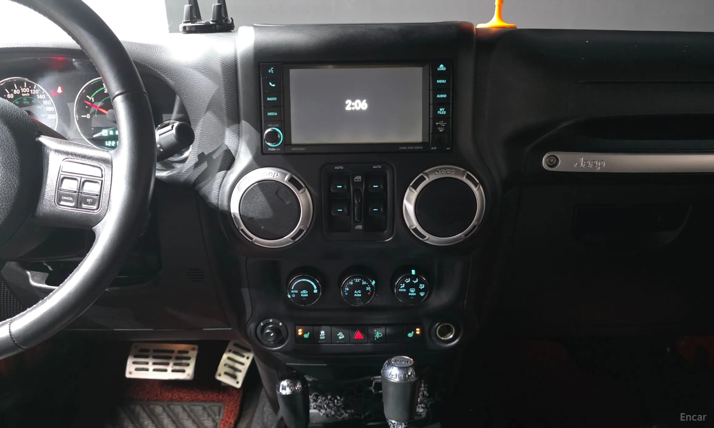 Jeep Wrangler (JK) превью 18