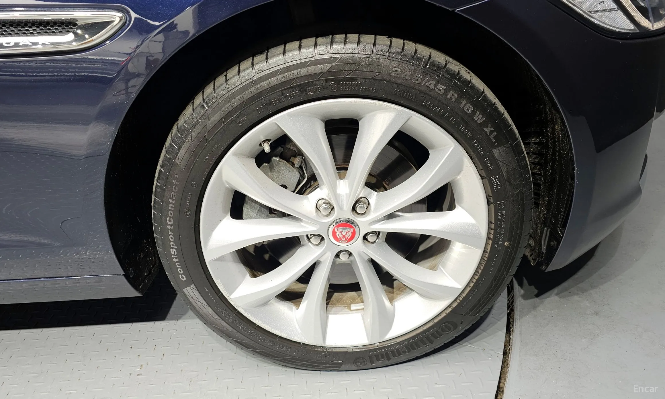 Jaguar XF (x260) превью 5