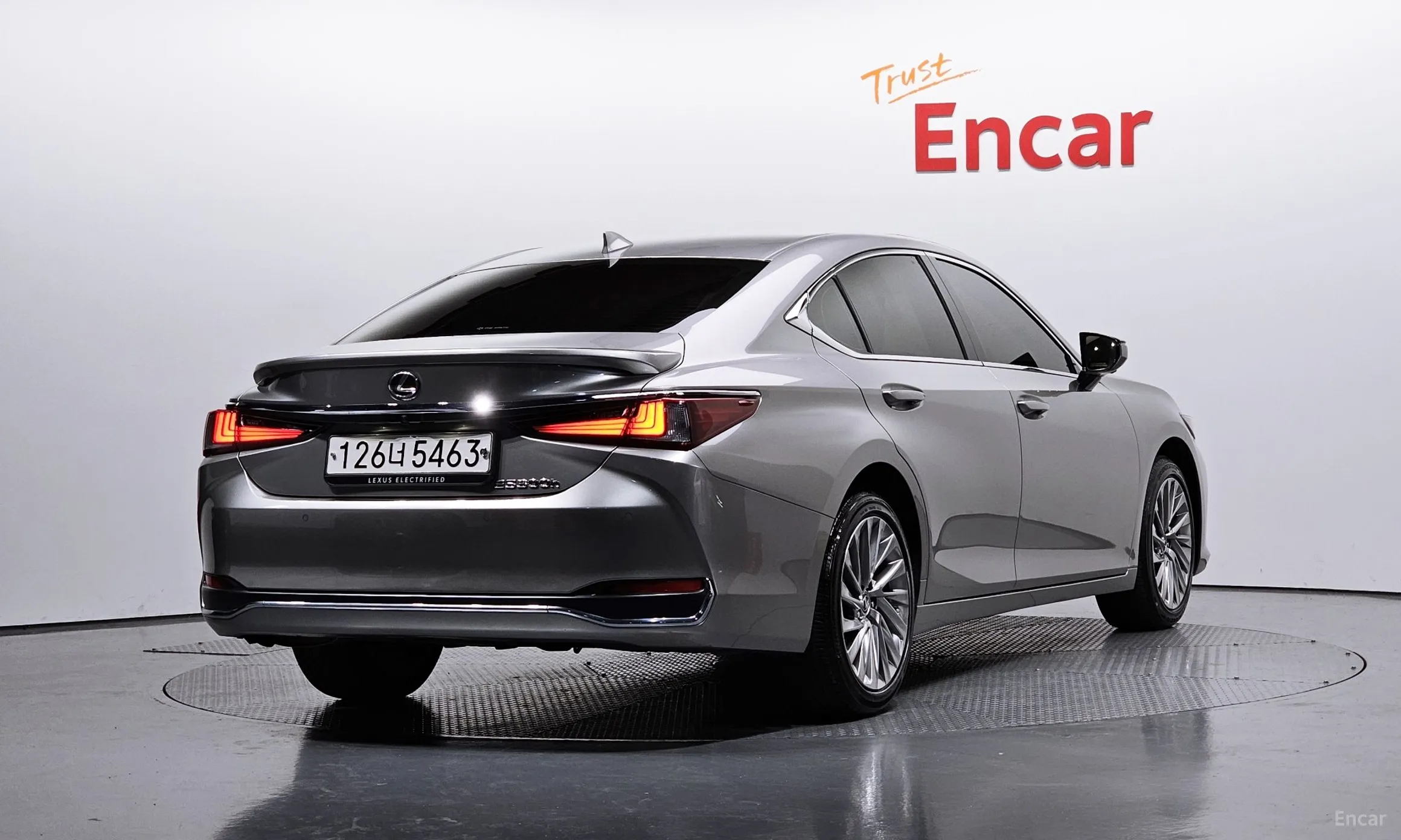 Lexus ES300h 7th Generation