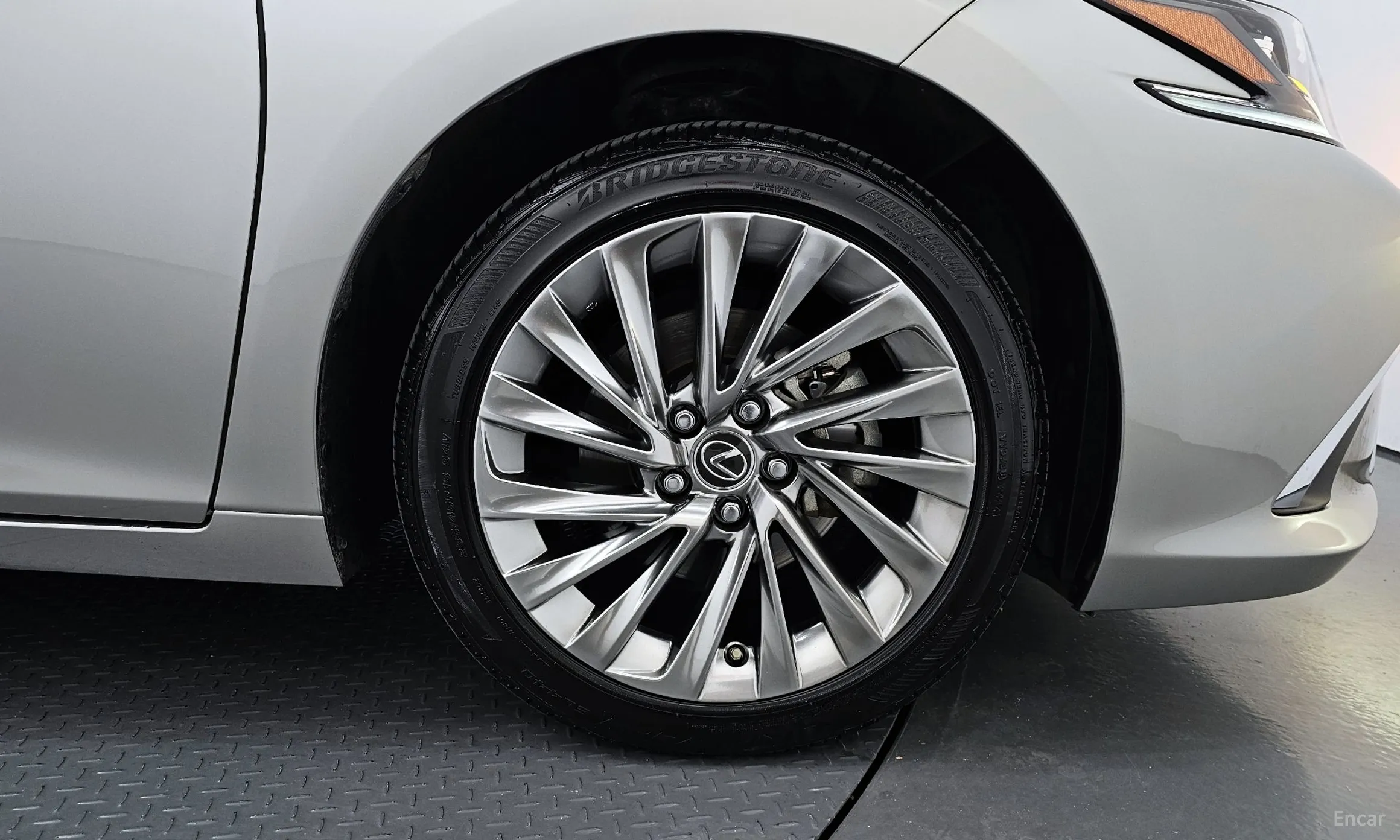 Lexus ES300h 7th Generation превью 5