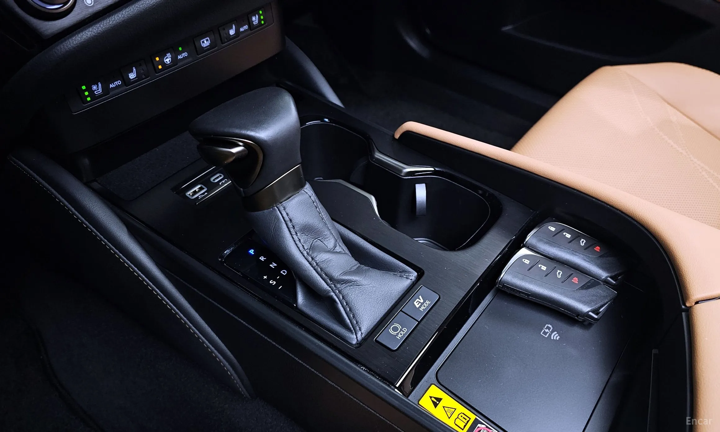 Lexus ES300h 7th Generation превью 9