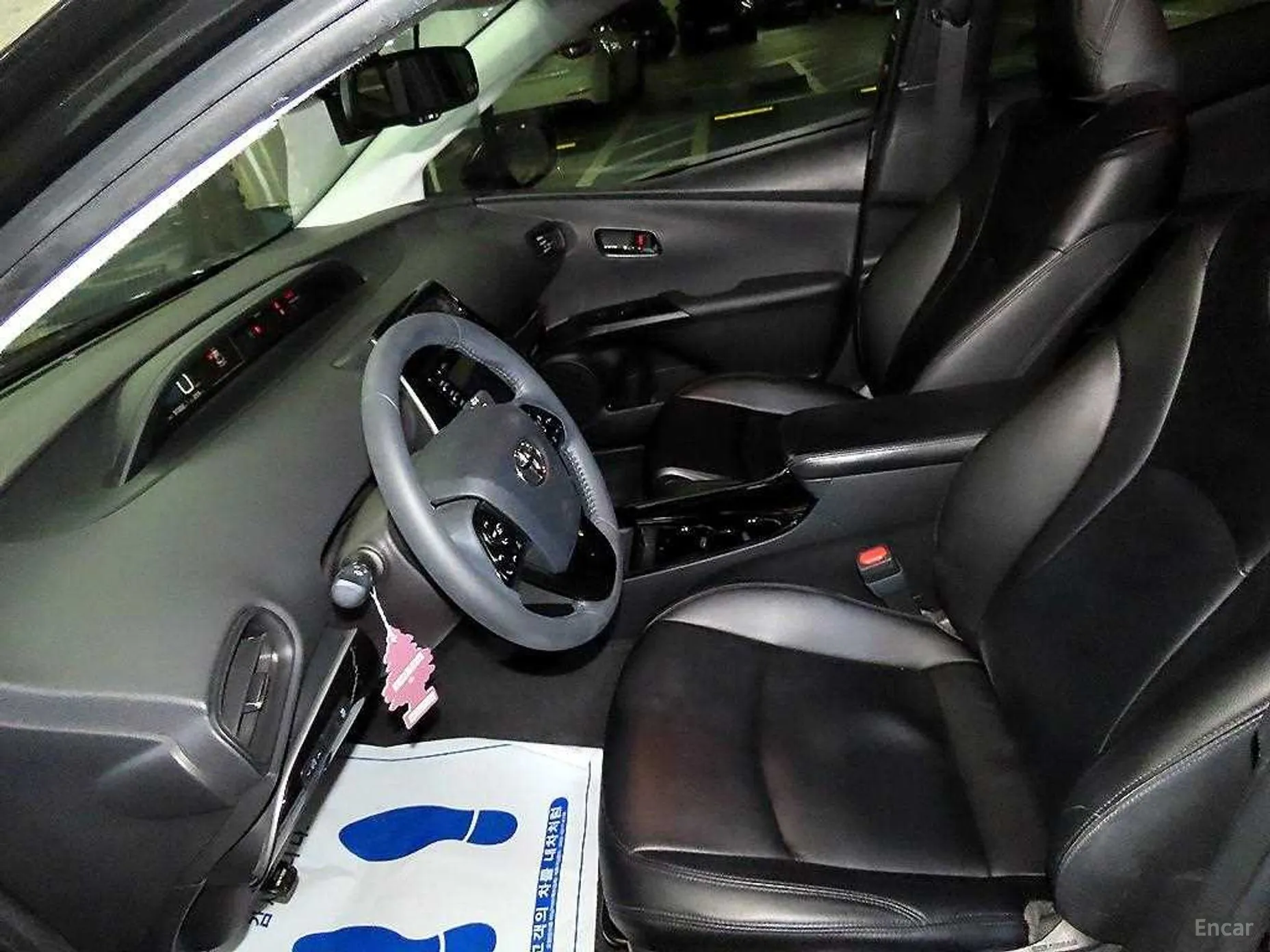 Toyota Prius 4th Generation превью 6