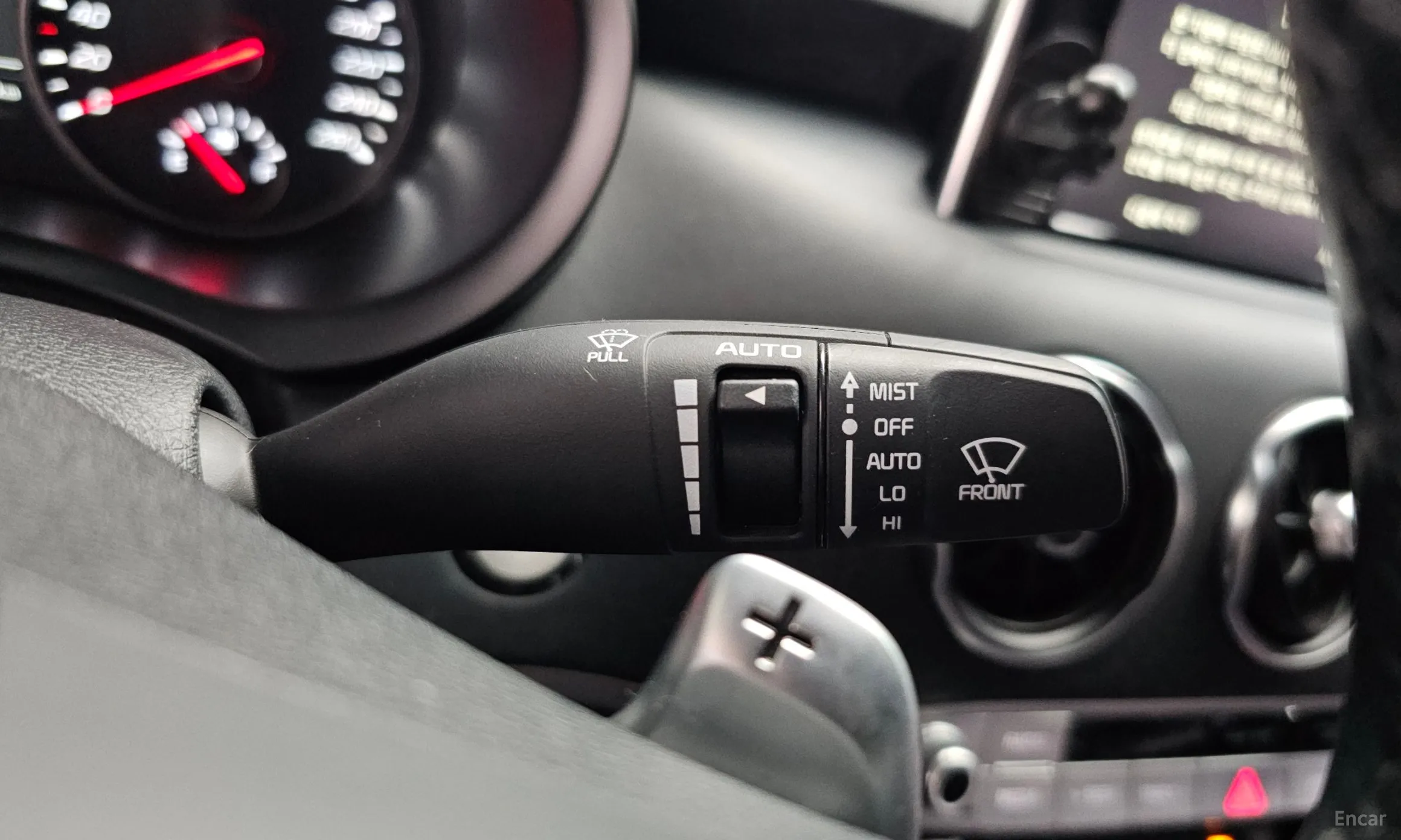 Kia Stinger превью 17