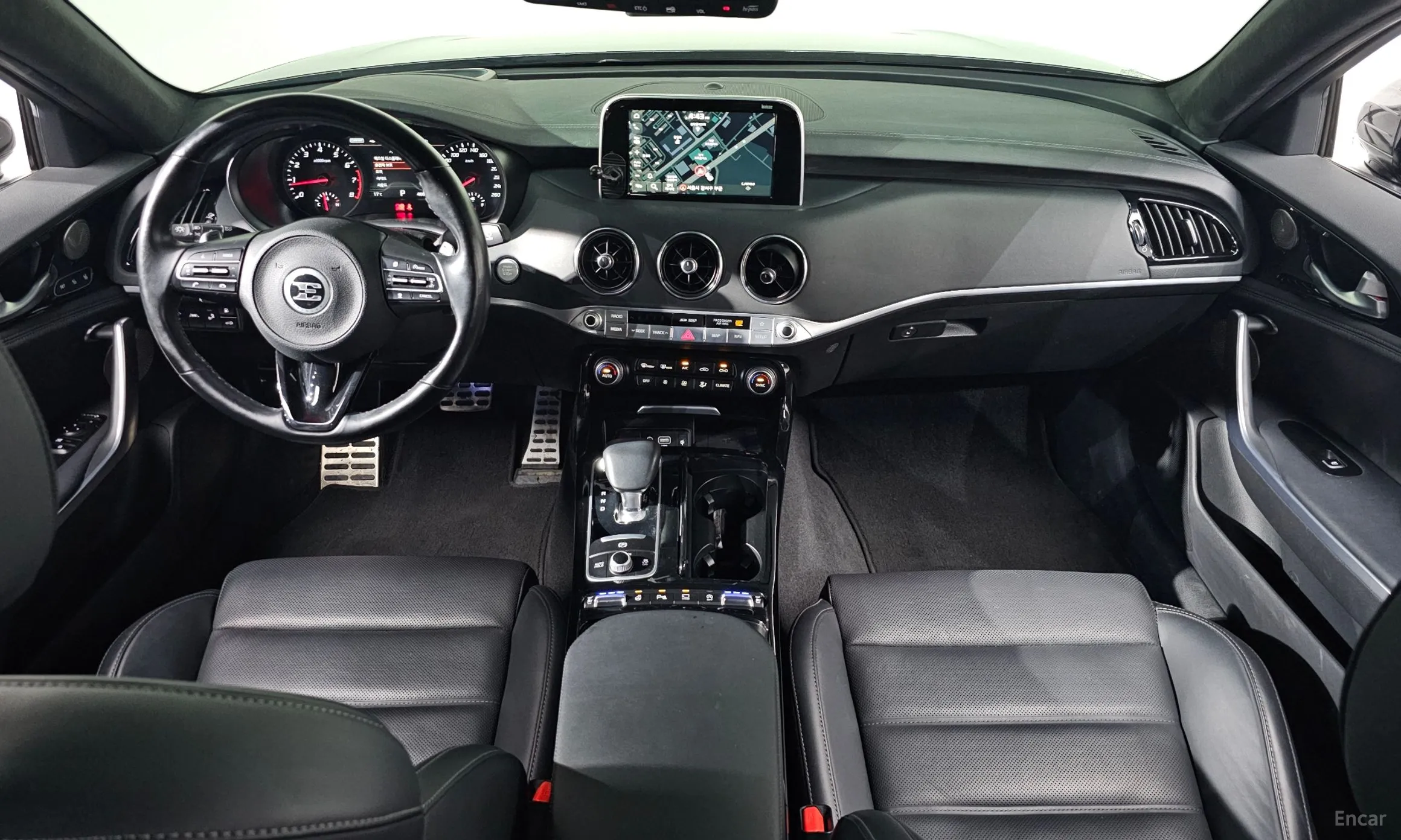 Kia Stinger превью 7