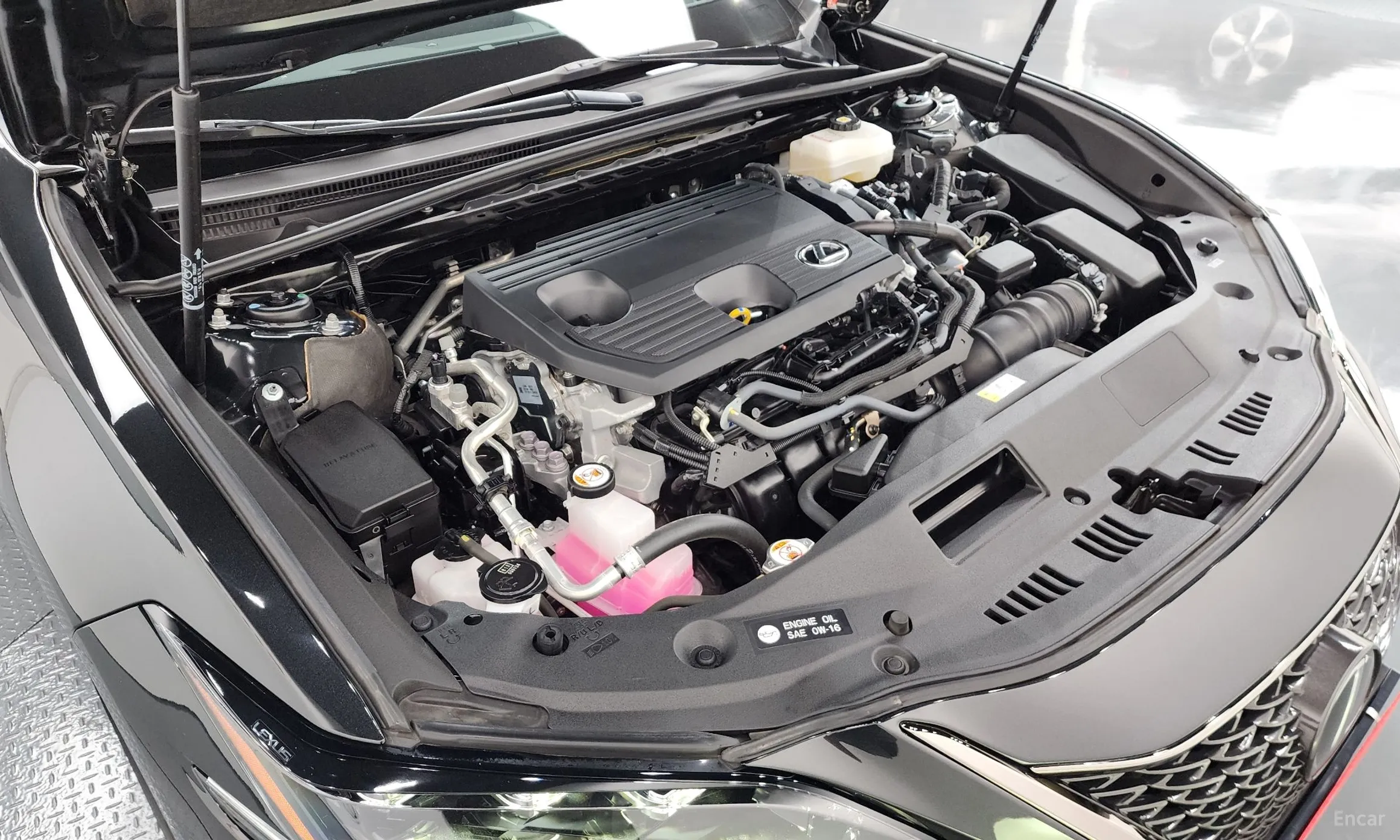 Lexus ES300h 7th Generation превью 6