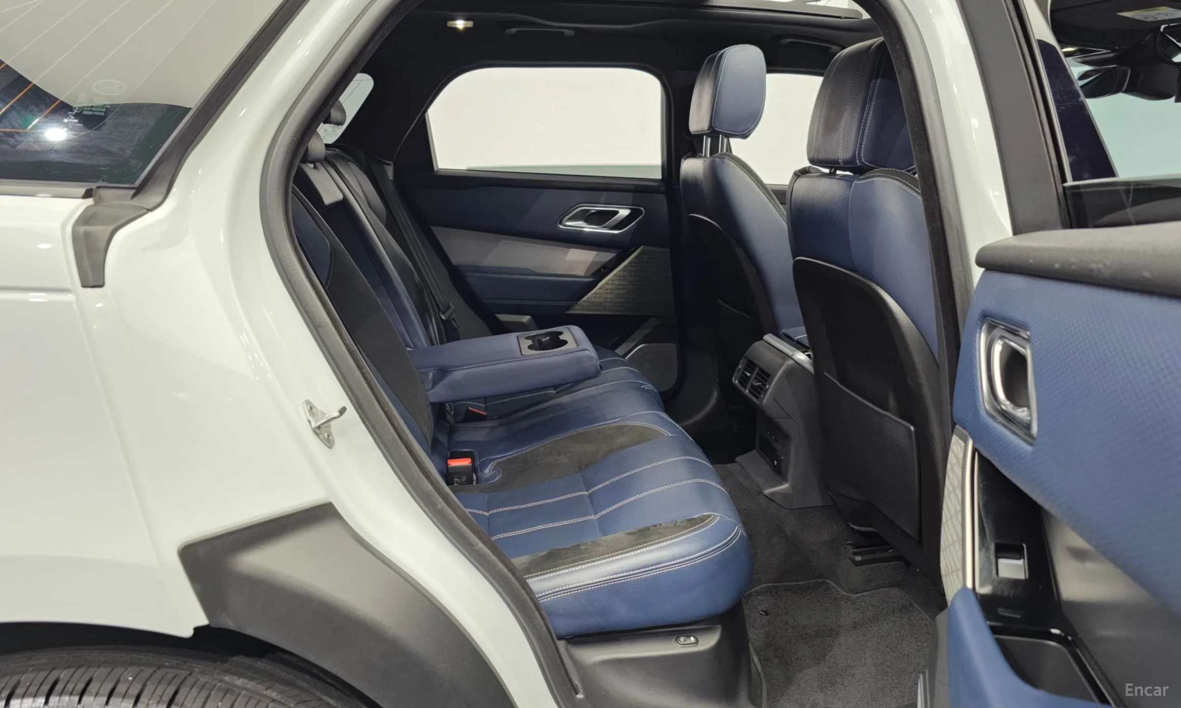 Land Rover Range Rover Bella превью 12