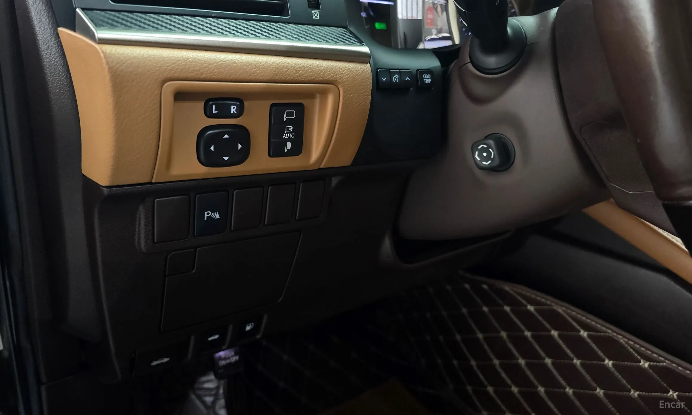 Lexus New ES300h превью 14