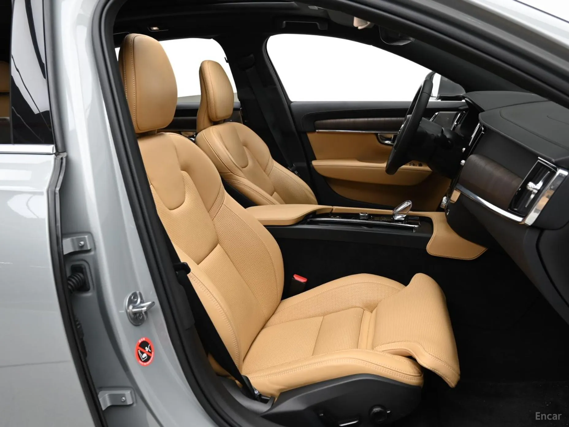 Volvo S90 превью 10