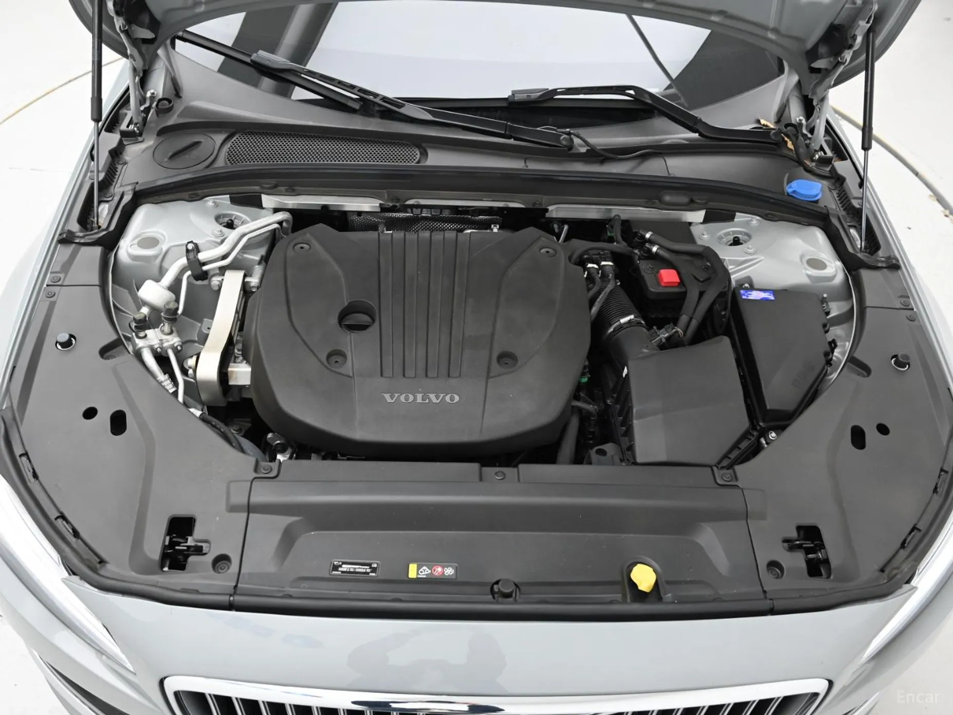 Volvo S90 превью 6