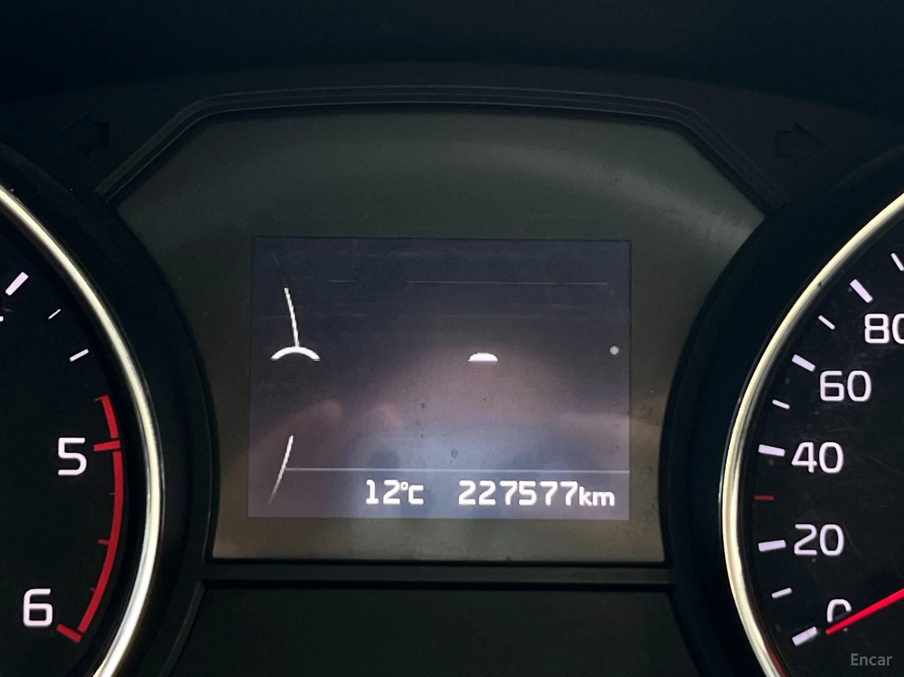 Kia Carnival превью 17