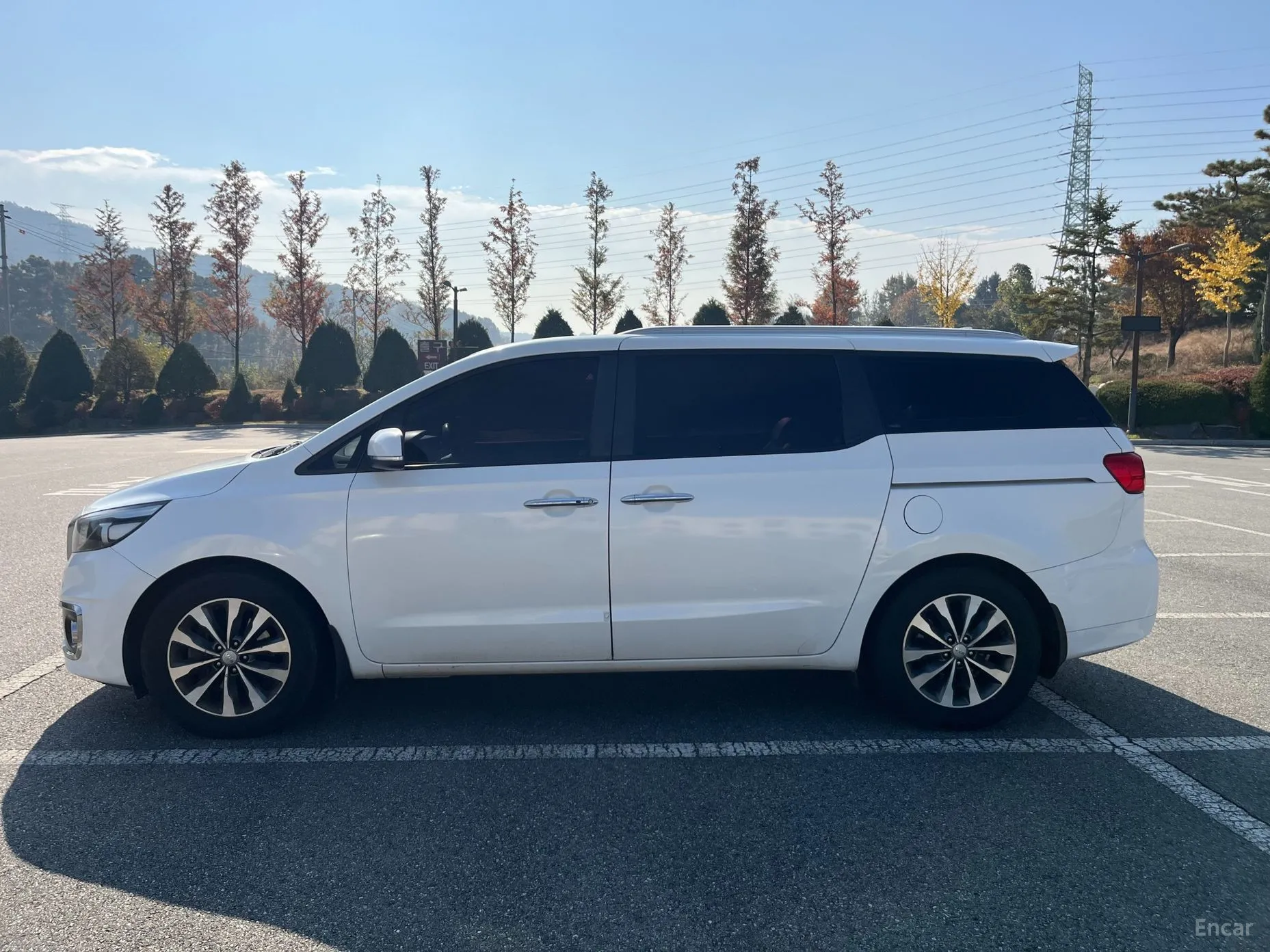 Kia Carnival превью 7