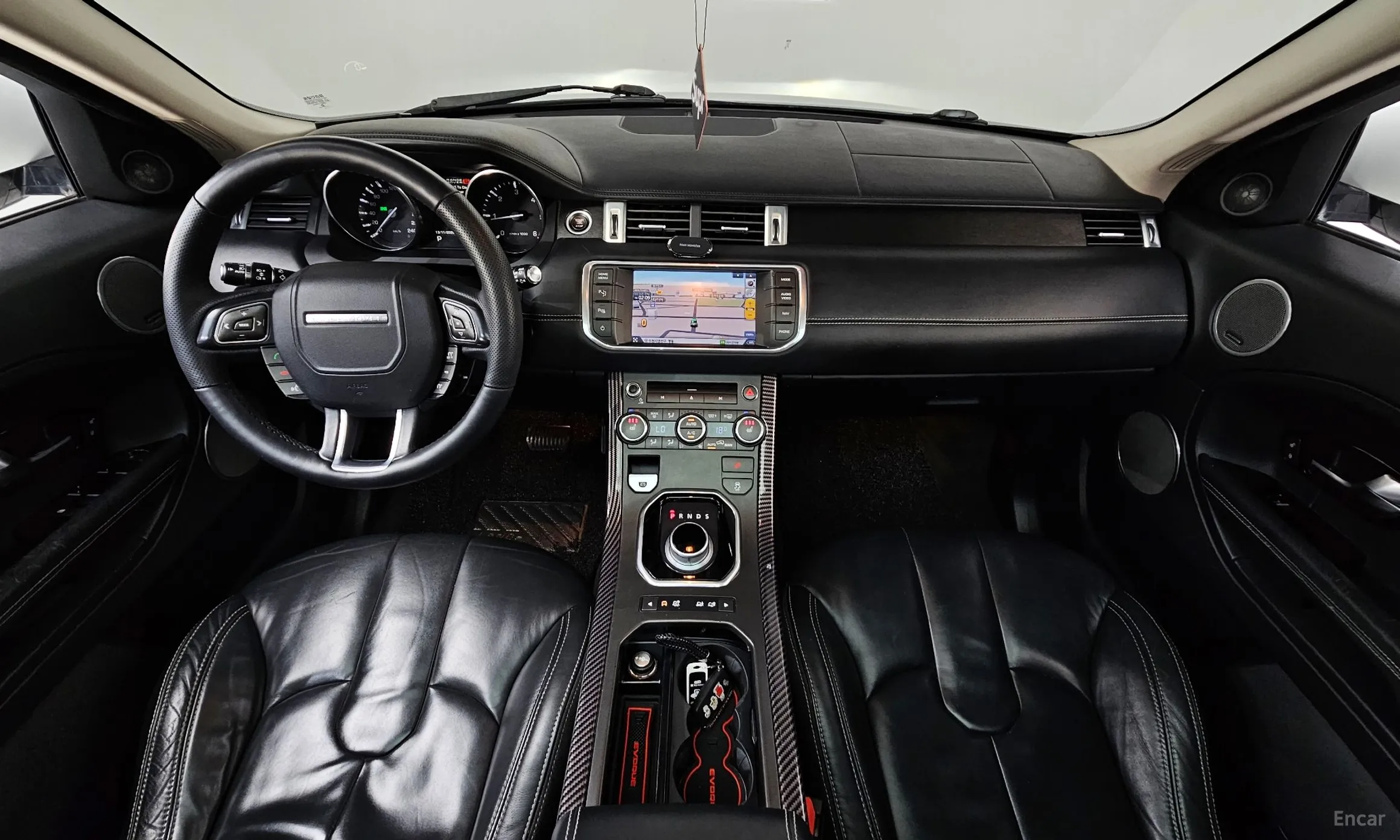 Land Rover Range Rover Evoque превью 7