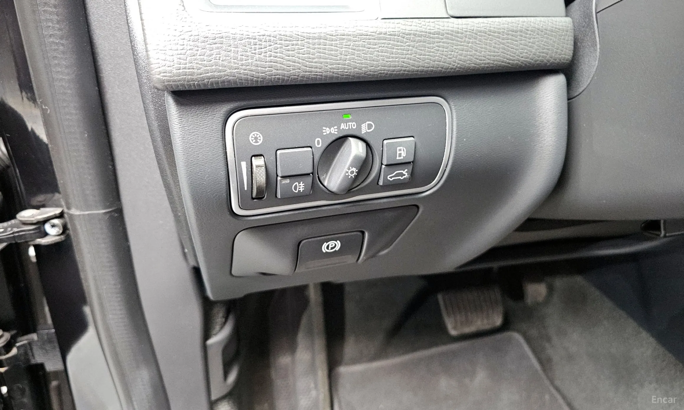 Volvo XC60 превью 18