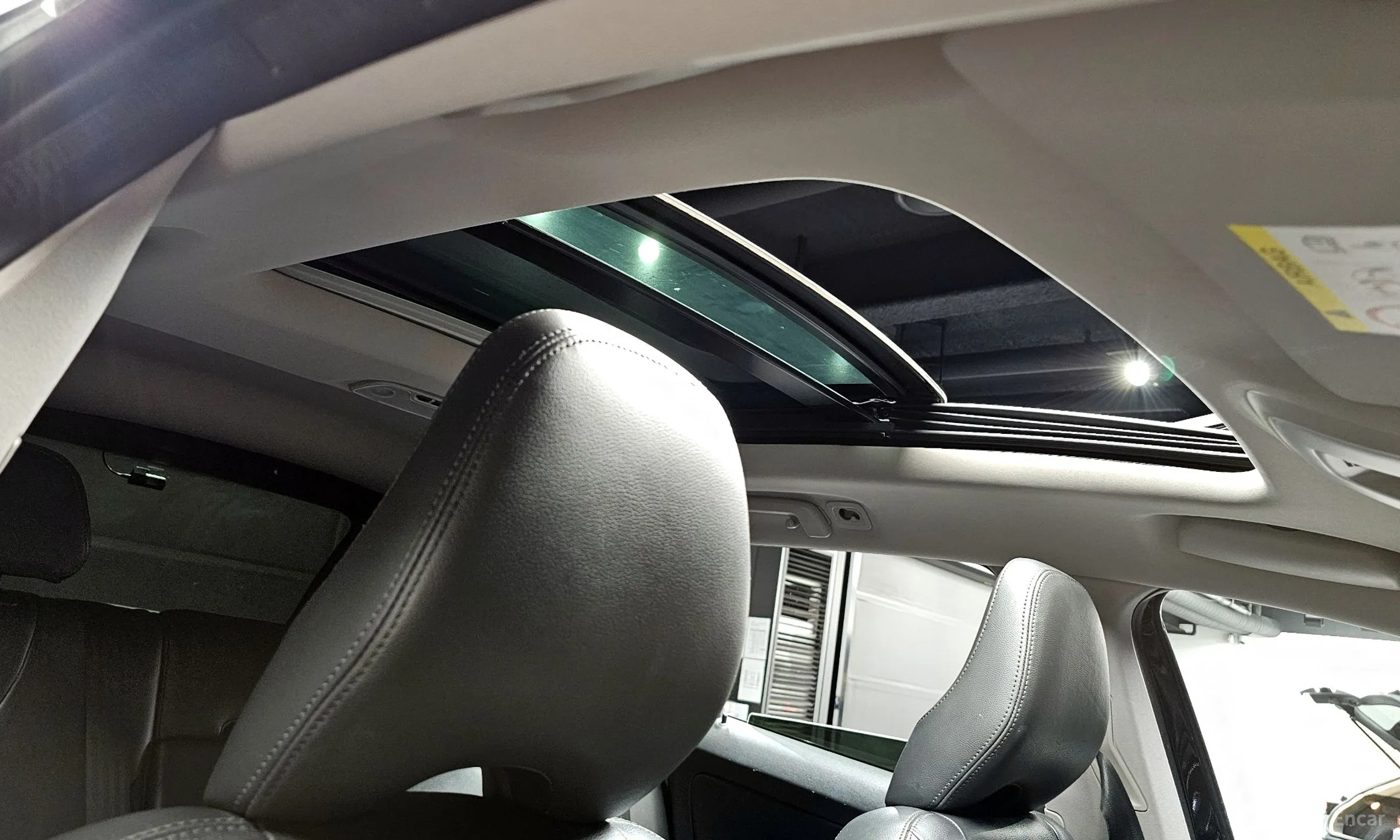 Volvo XC60 превью 19