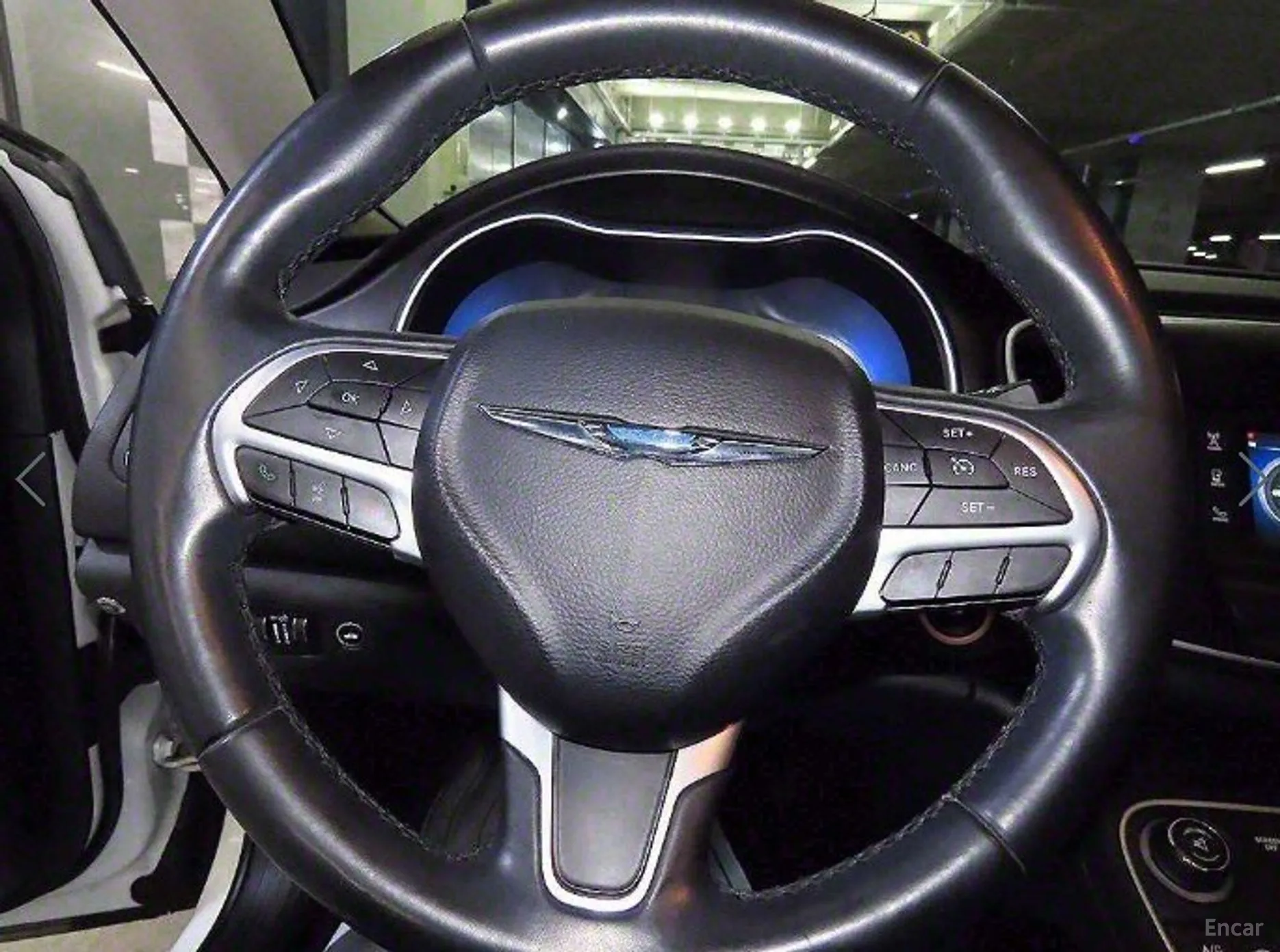Chrysler 200 Second generation превью 9
