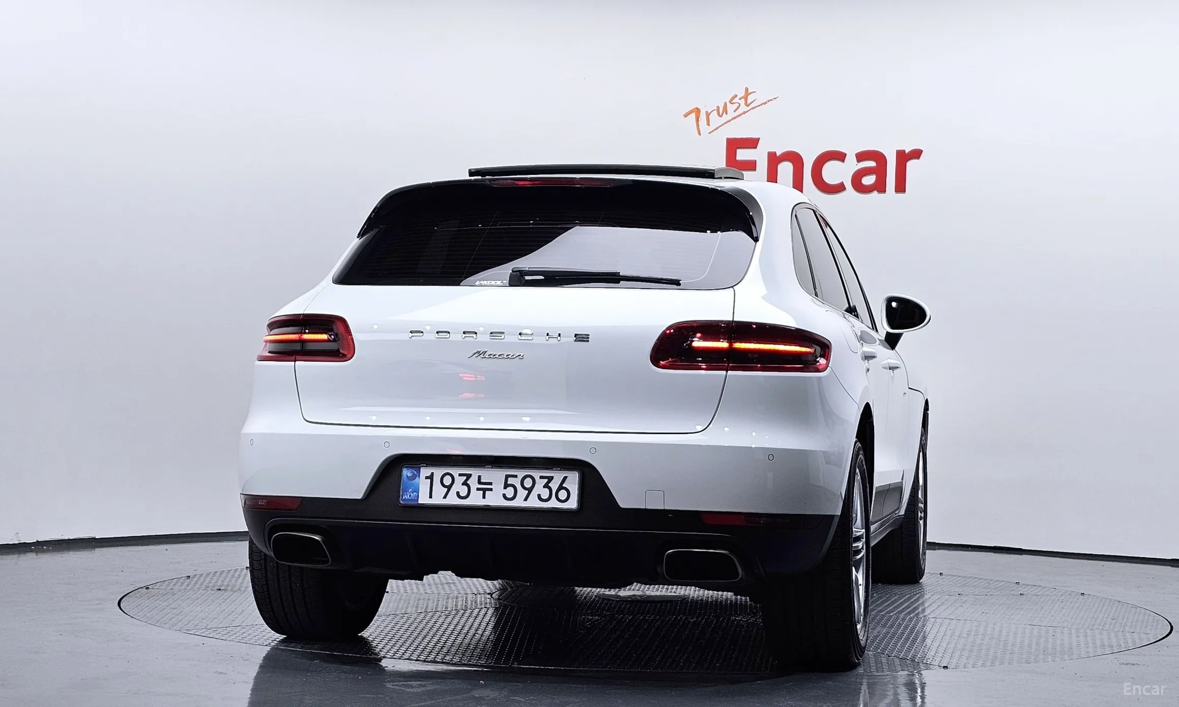 Porsche Macan превью 4