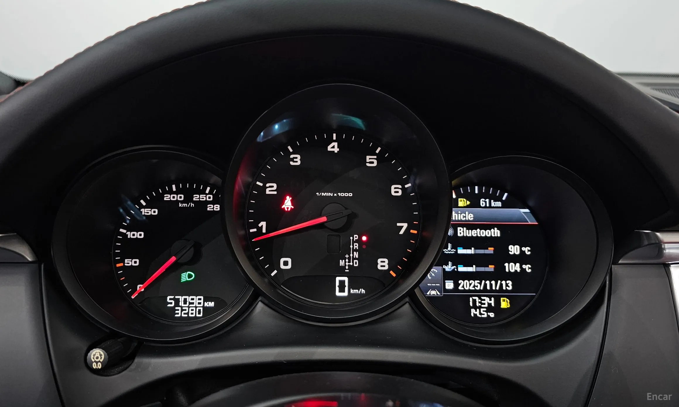 Porsche Macan превью 8