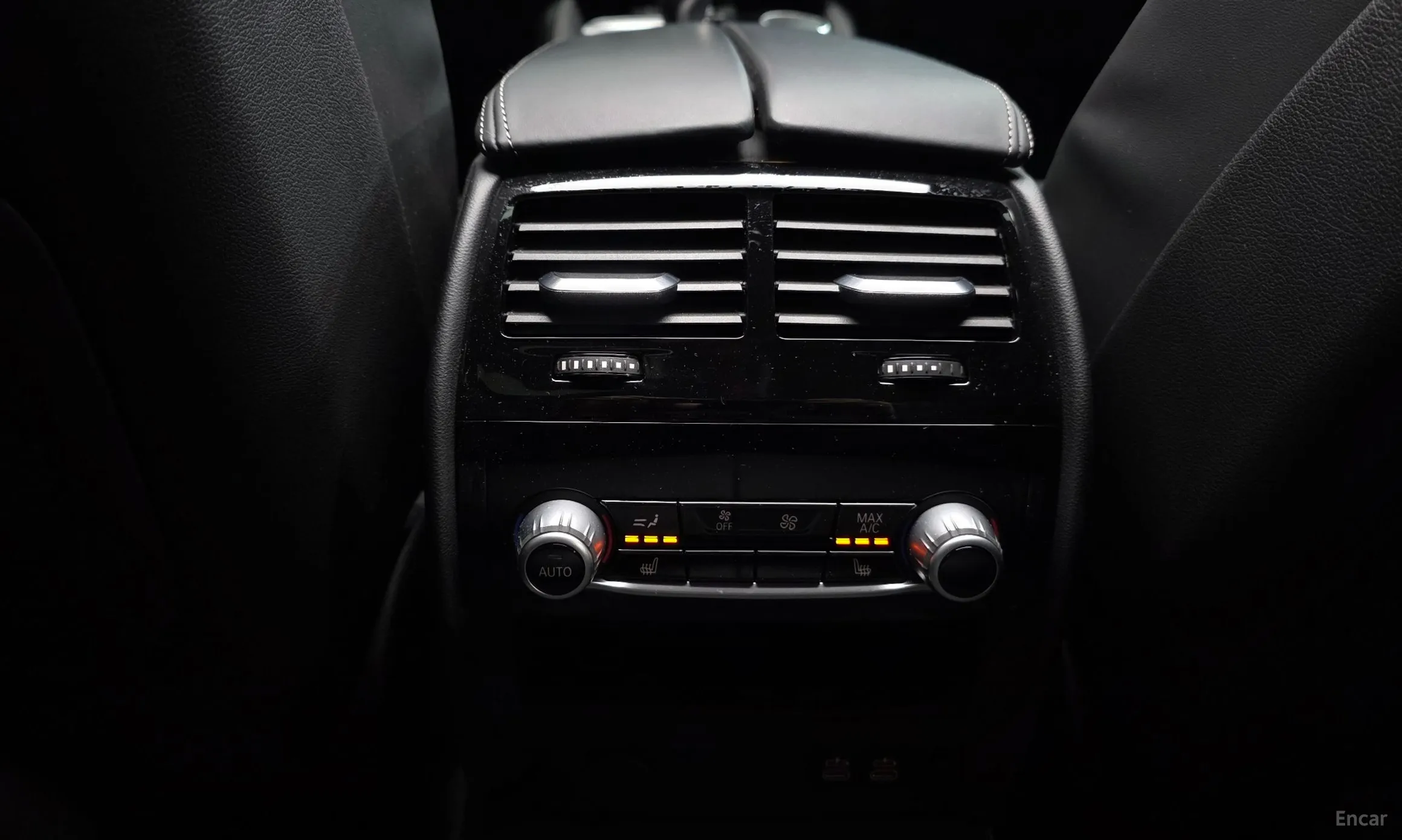 BMW 5 Series (G30) превью 19