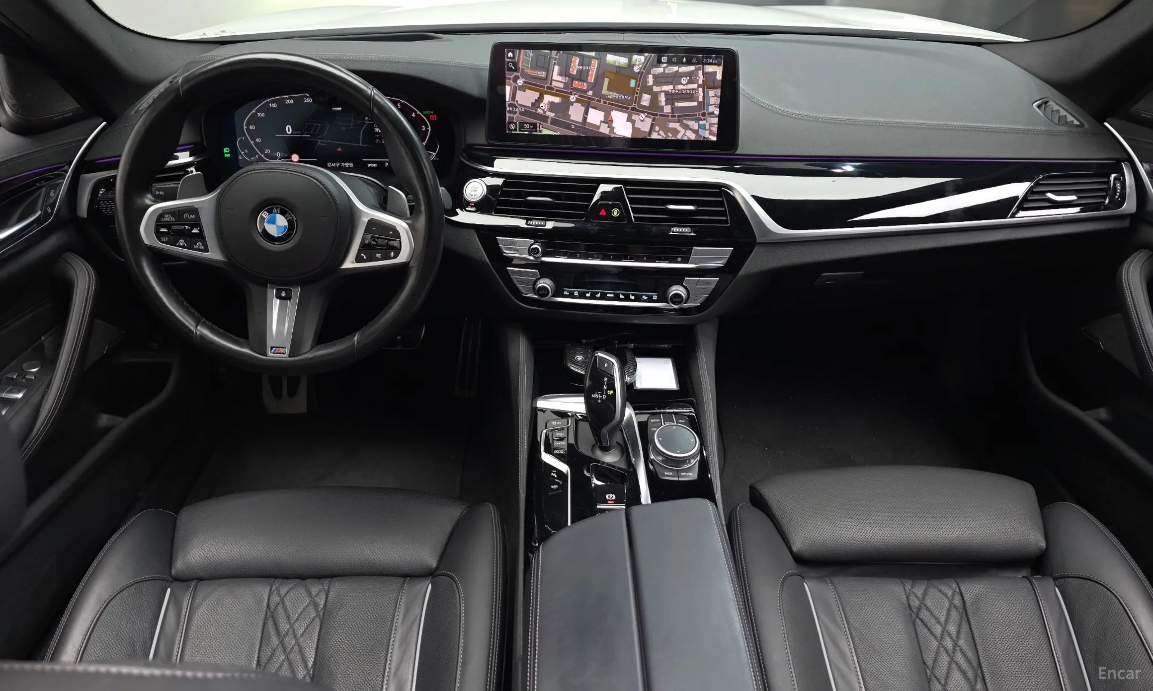 BMW 5 Series (G30) превью 7