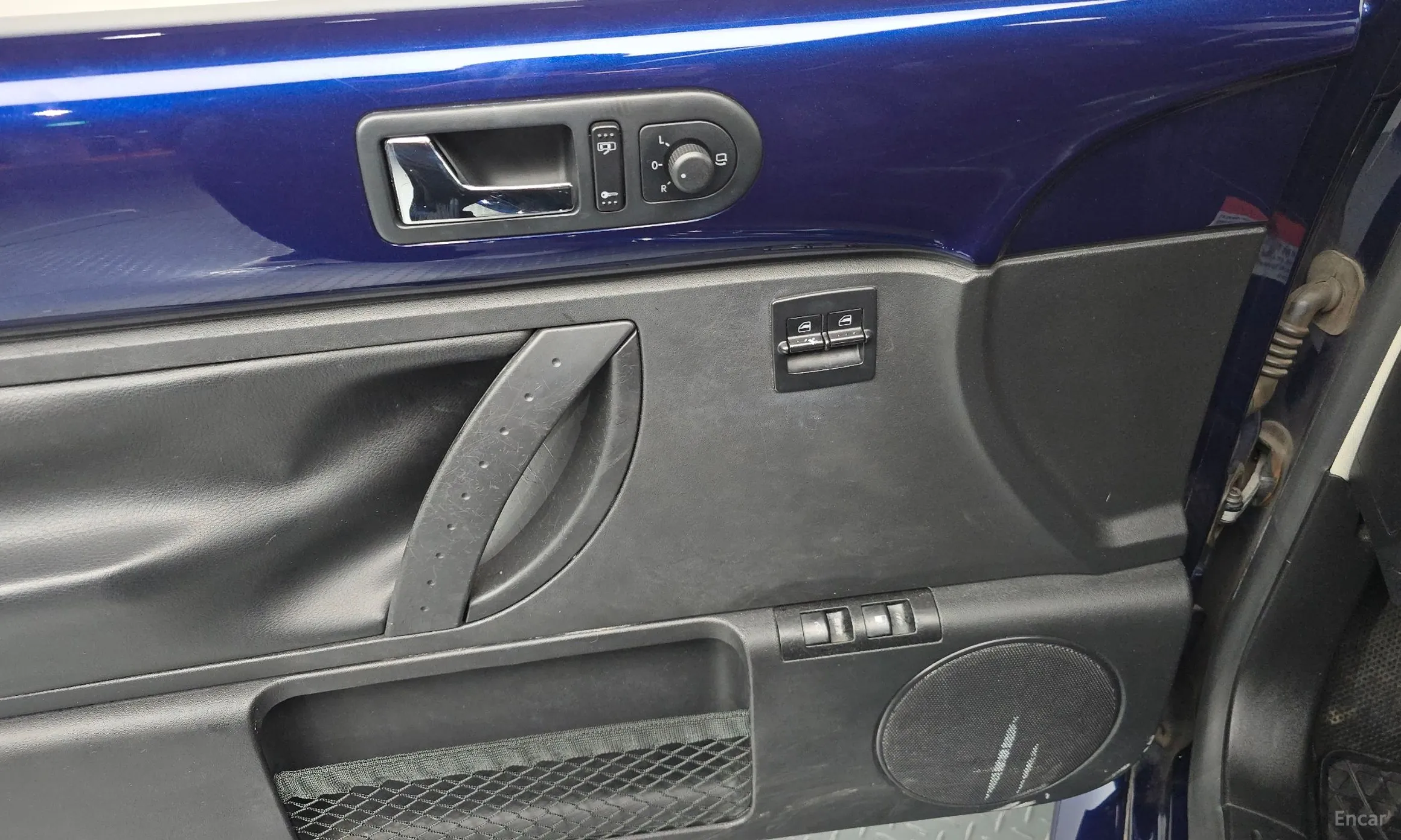 Volkswagen New Beetle превью 17