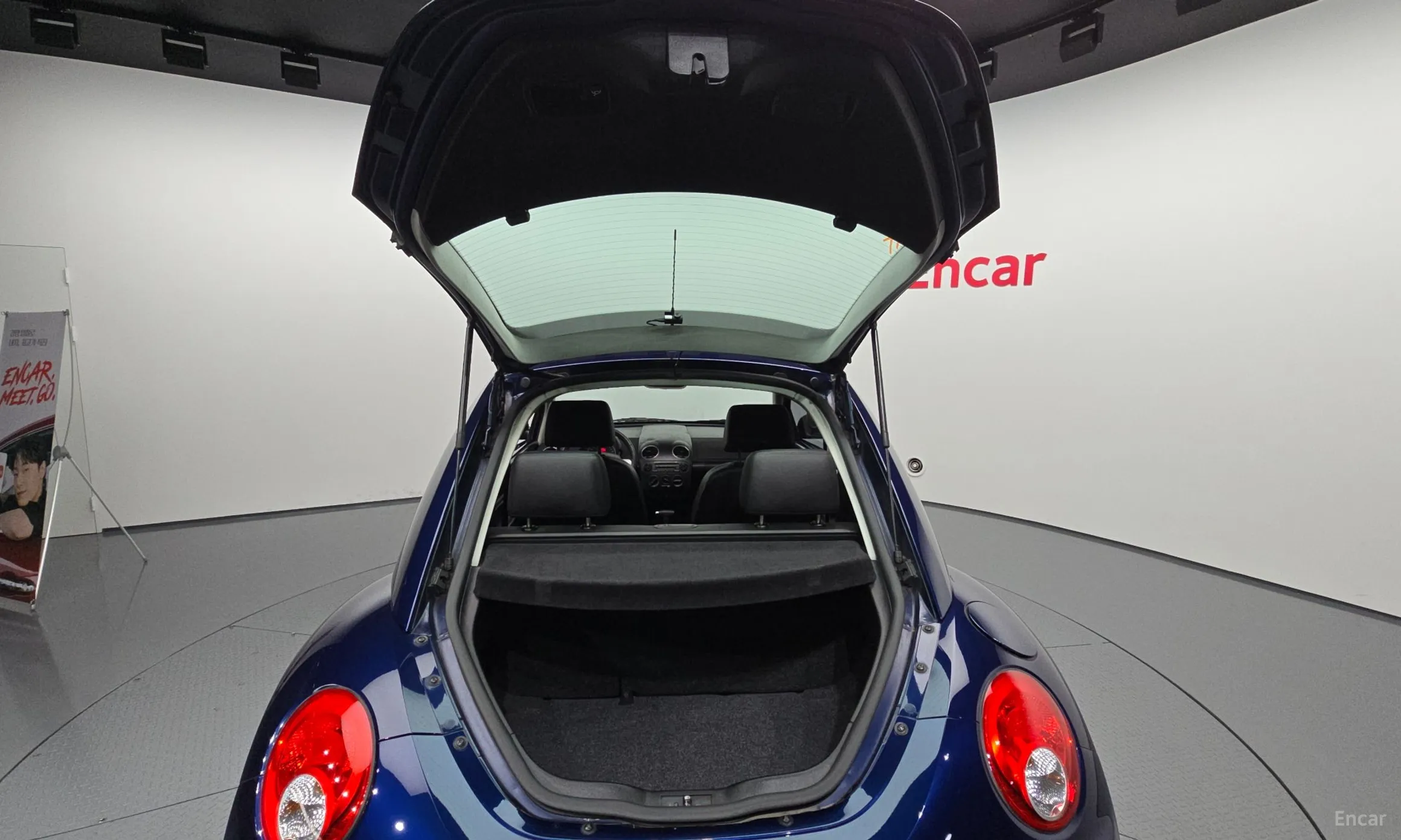 Volkswagen New Beetle превью 20
